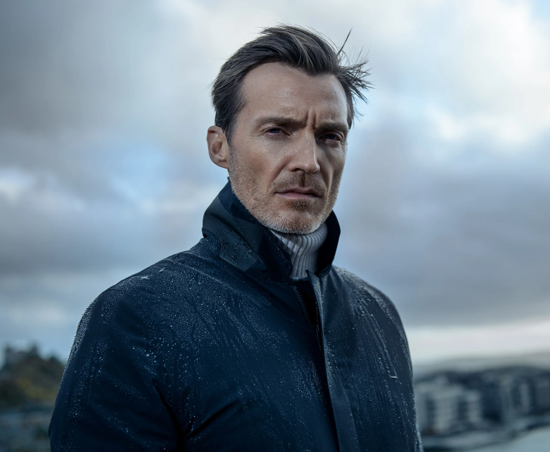 Regulator Coat Black Storm