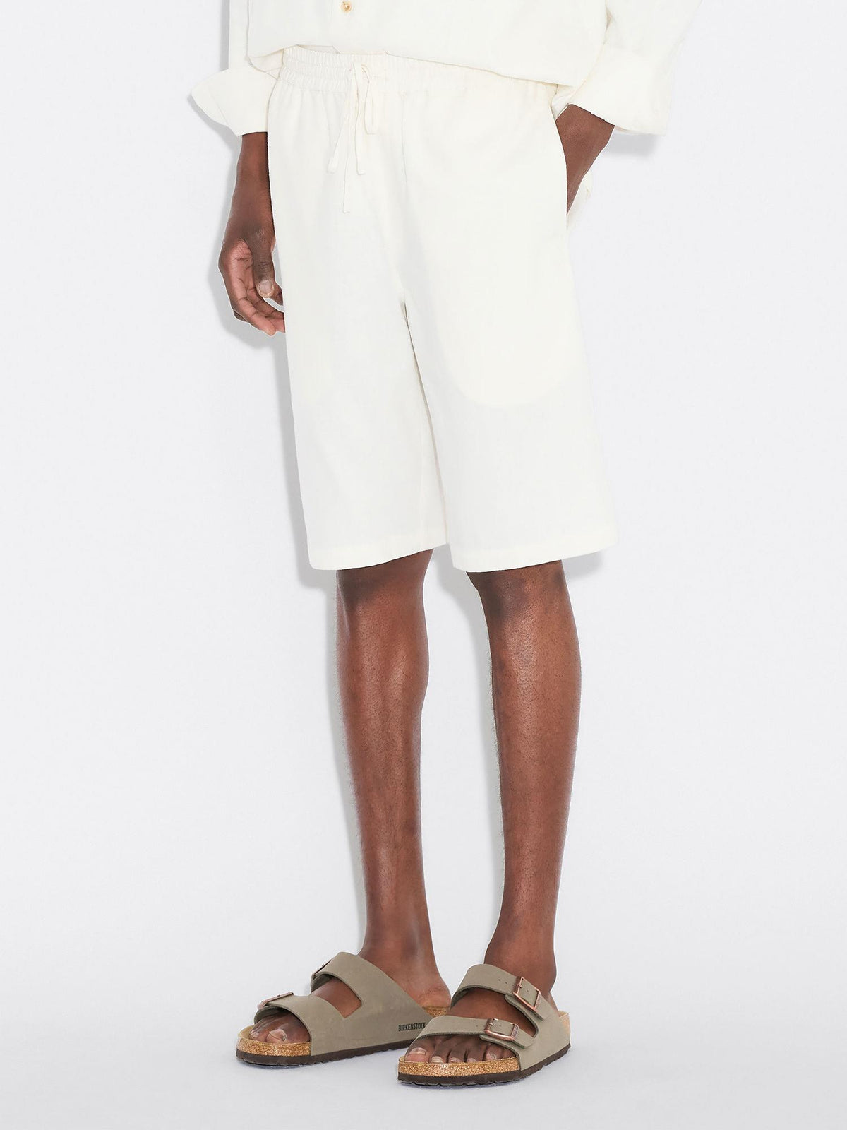 Lian Linen Shorts Ecru