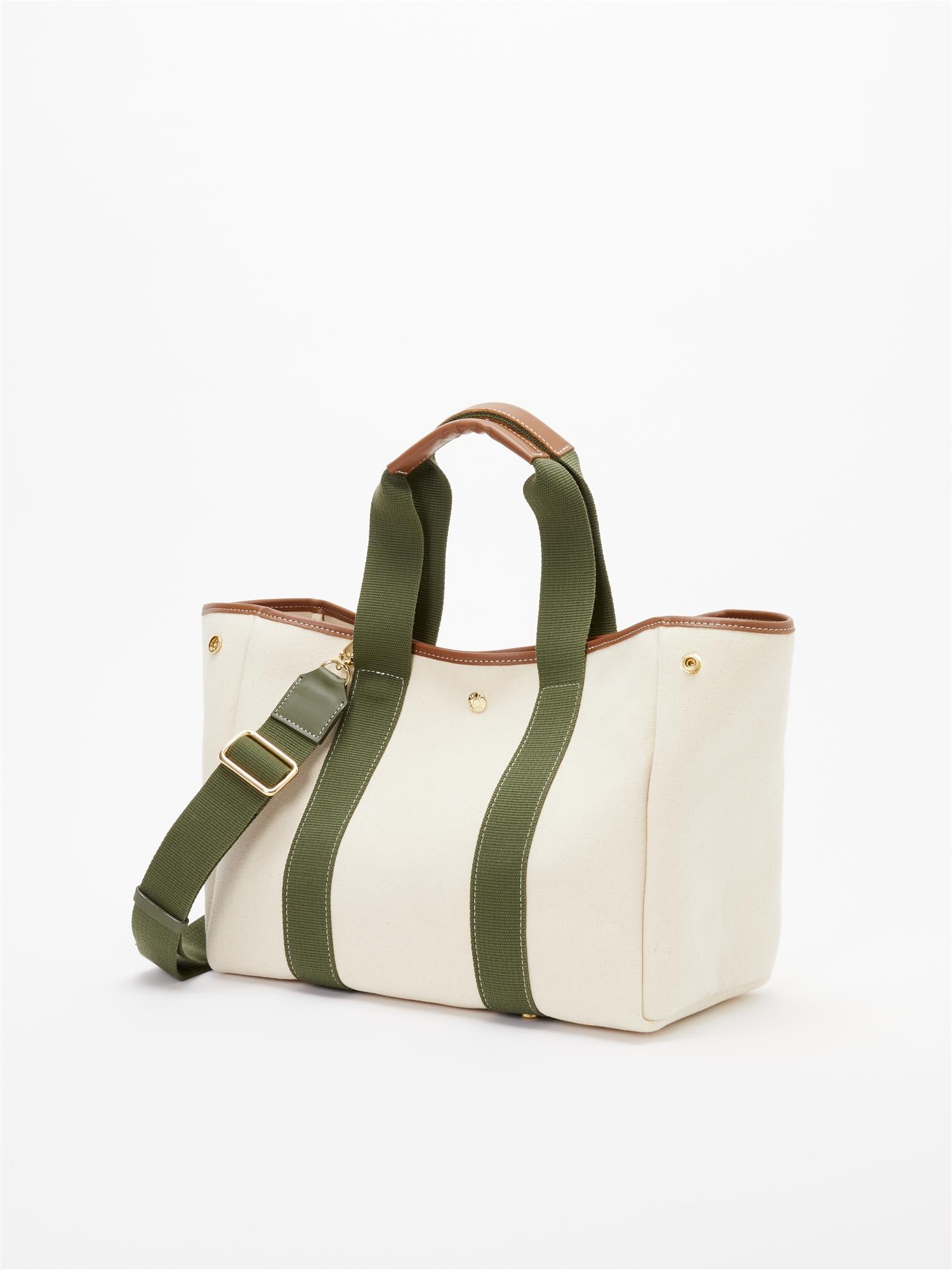 Traversèe M Essentials Military Green