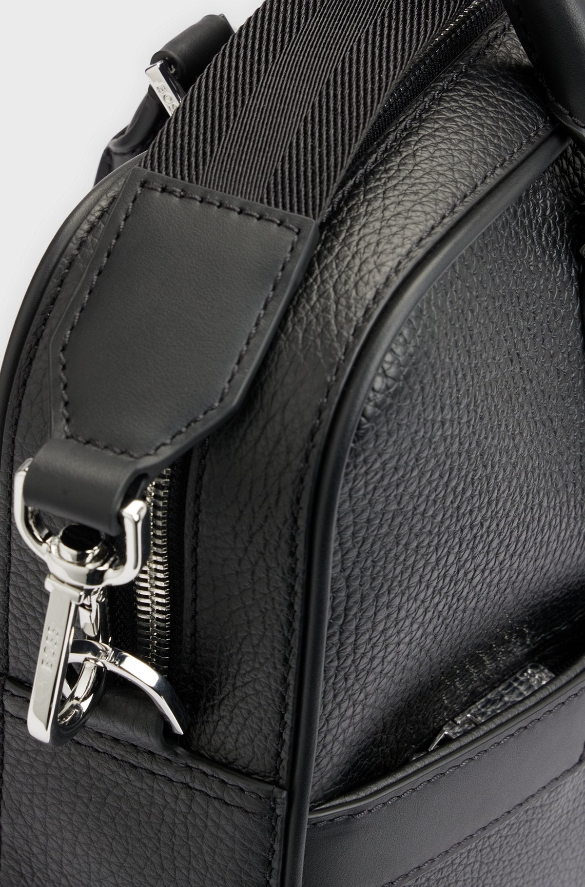 Document case in Italian leather with embossed logo