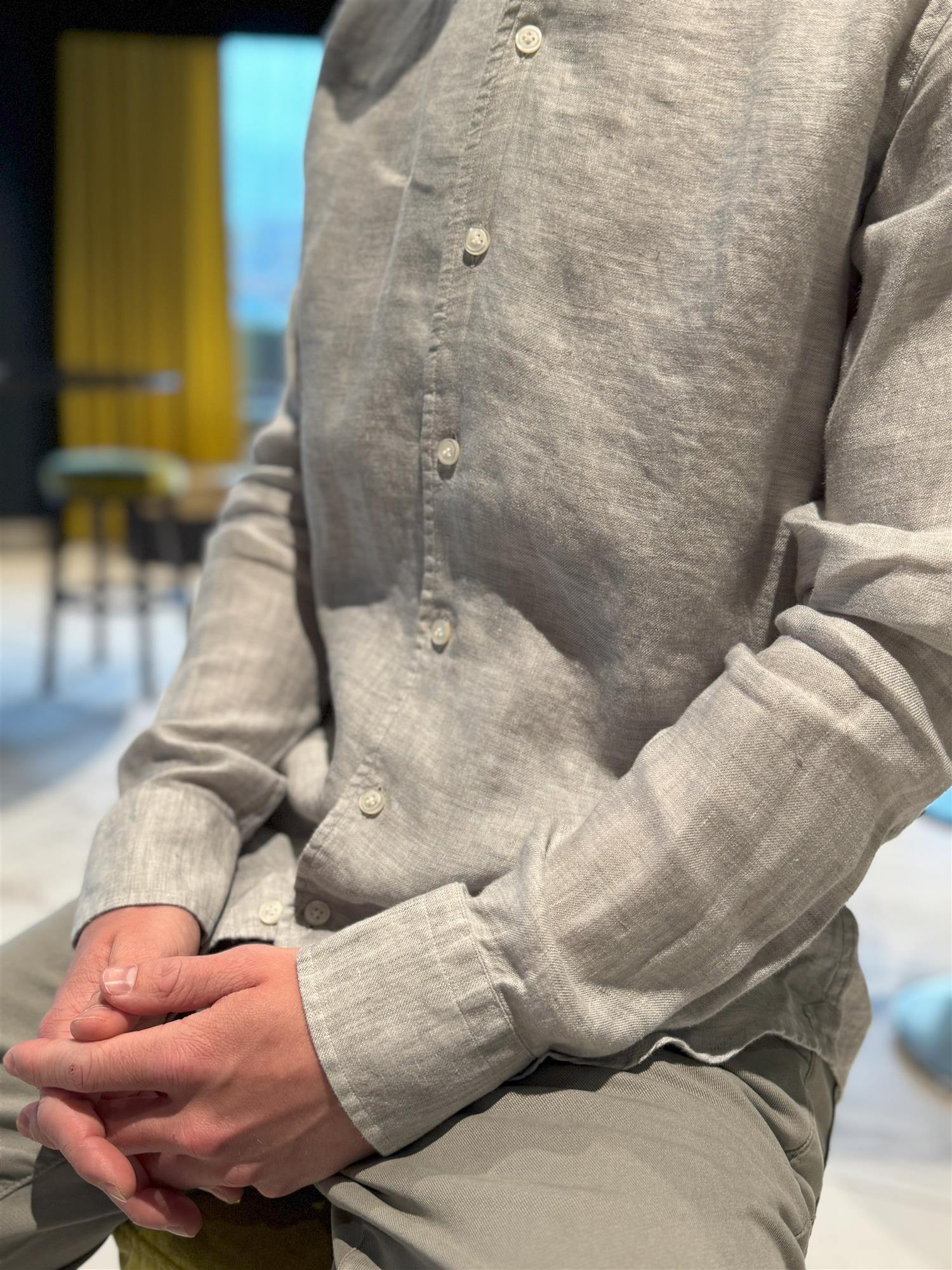 NO COLLAR LINEN SHIRT LIGHT GREY