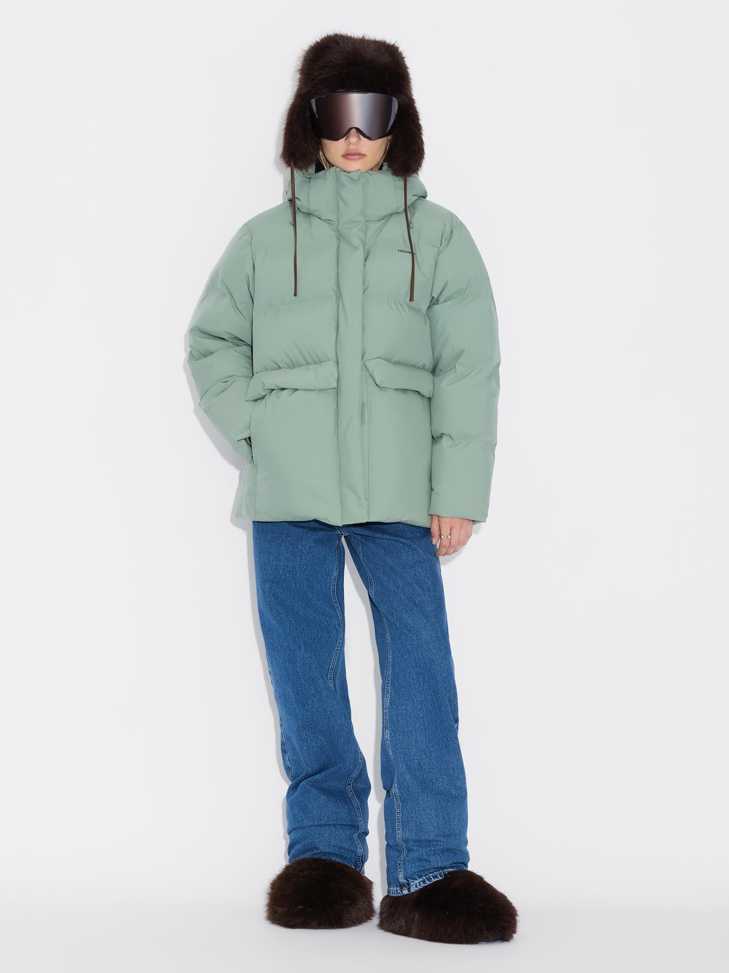 Besseggen Down Jacket Green