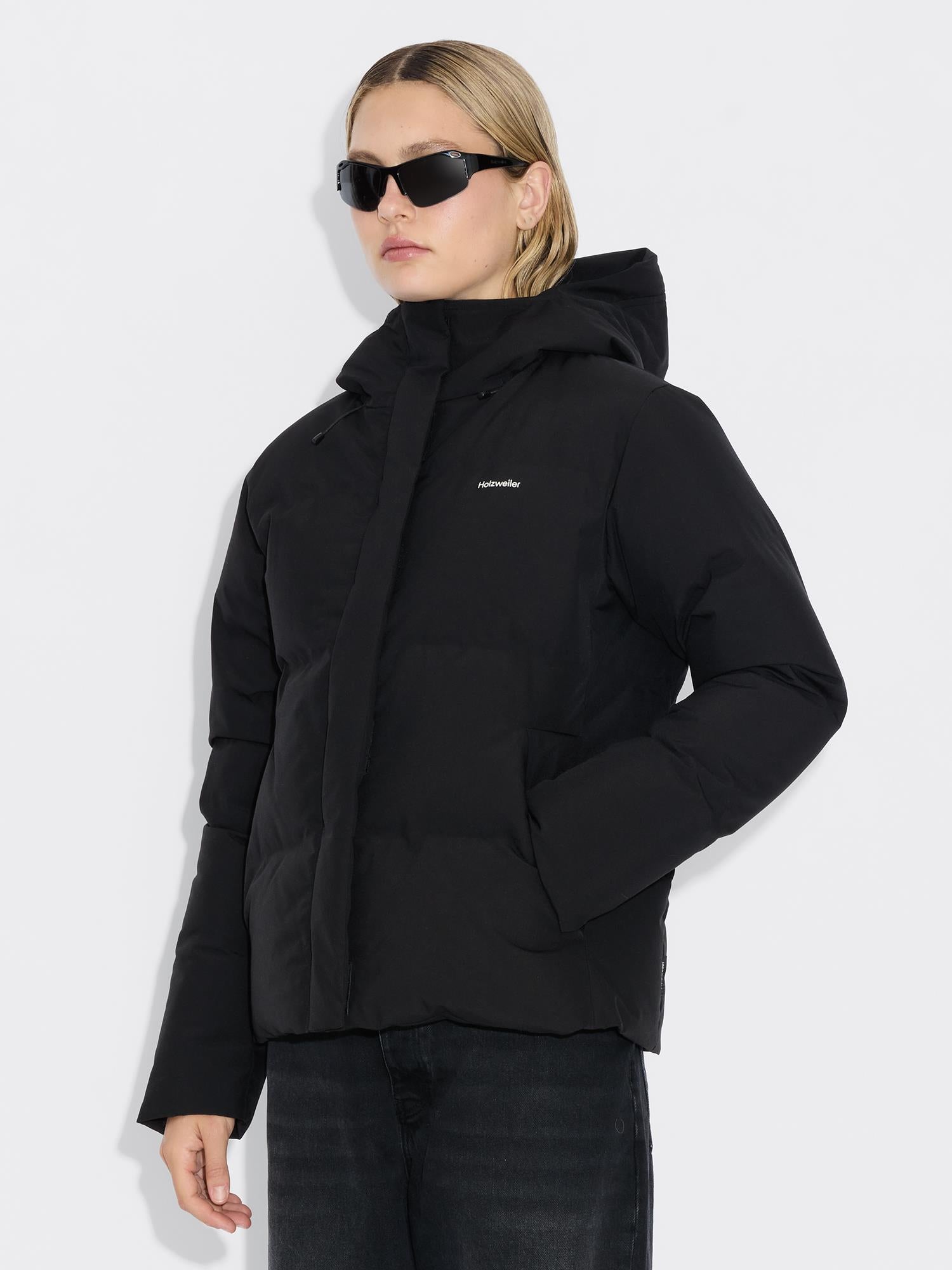 Besseggen Lt Short Jkt Black