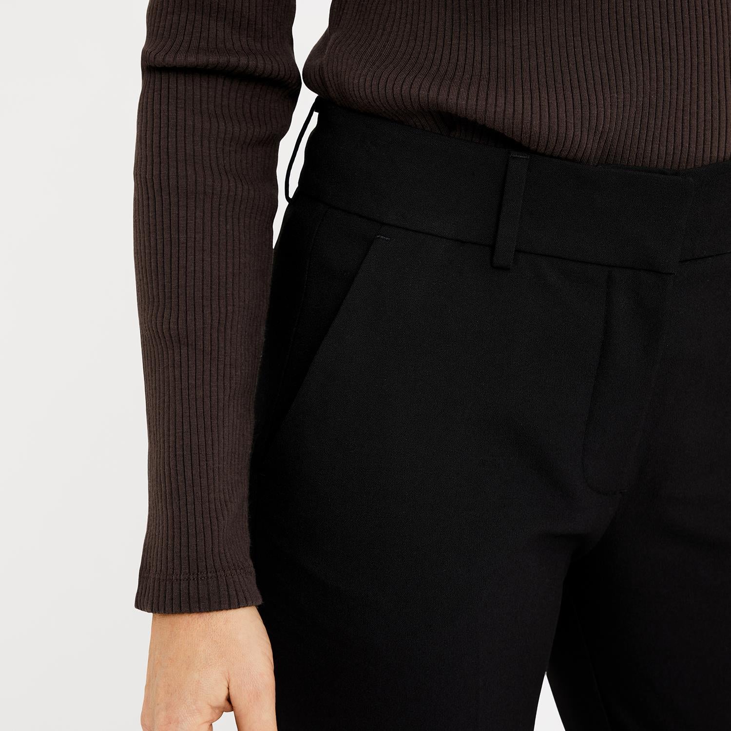 Clarafv 285 Black