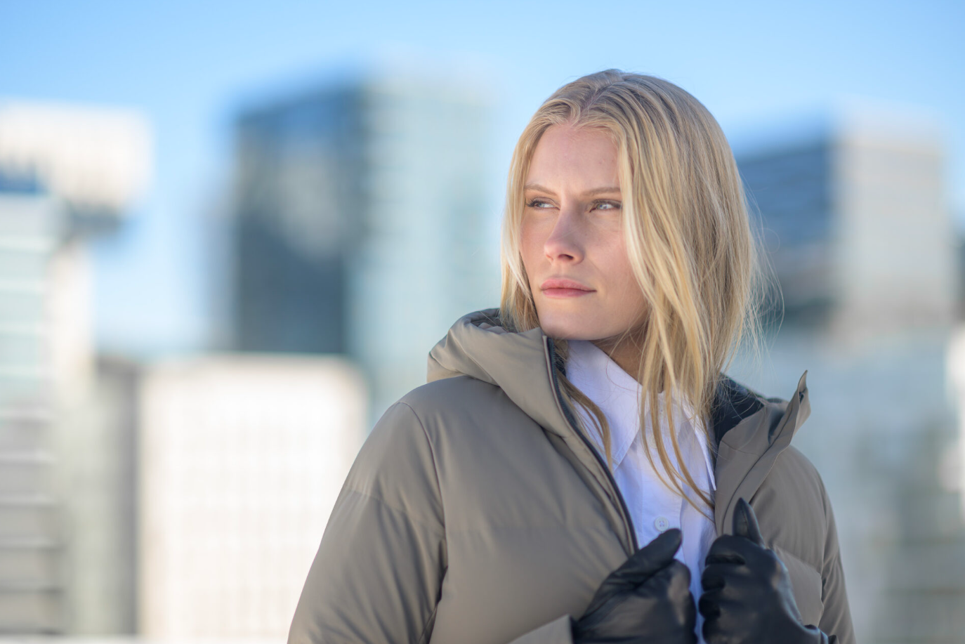 W INFINITY DOWN COAT DK SAND