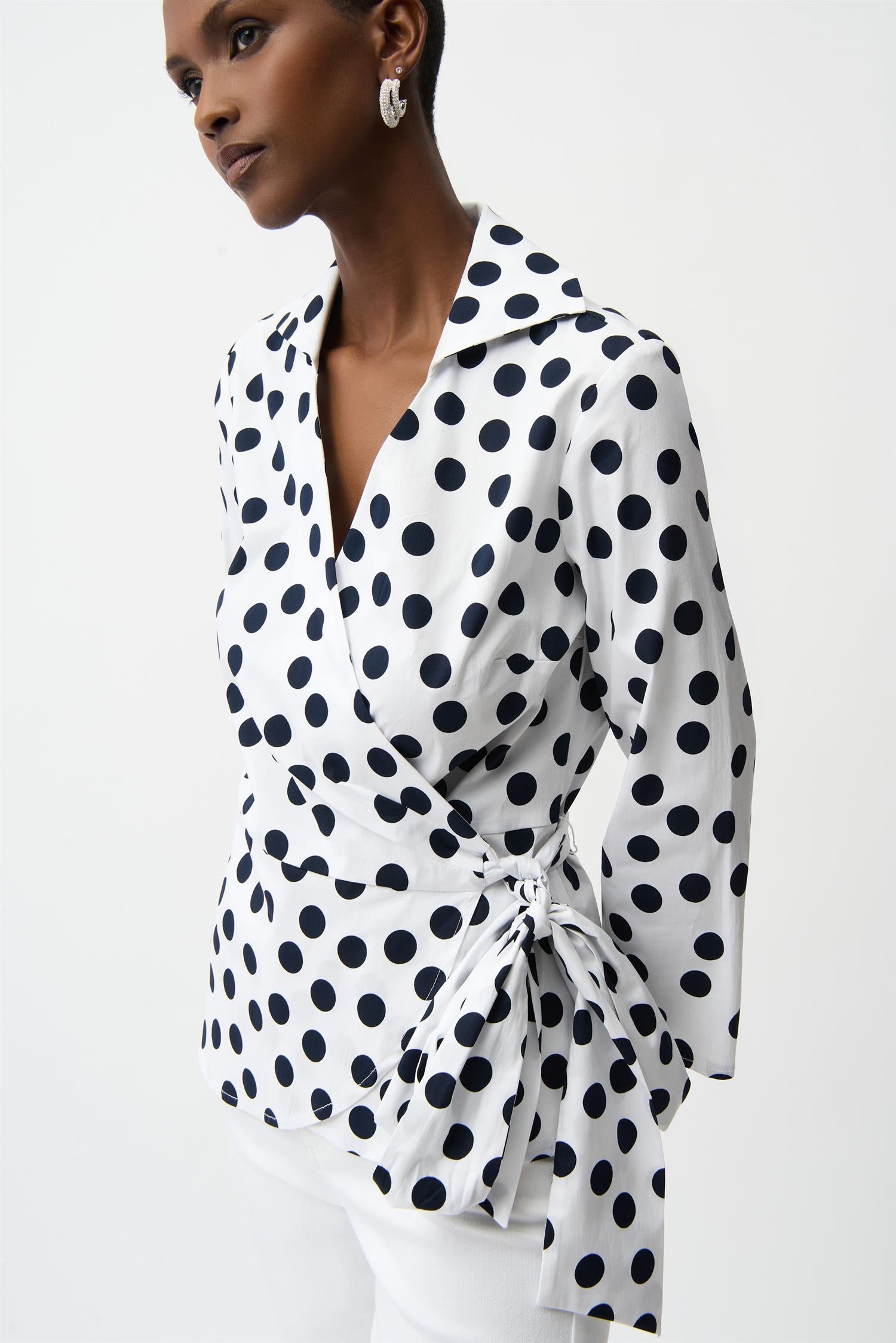 Stretch Cotton Dot Print Wrap Vanilla/Midnight BlueTop