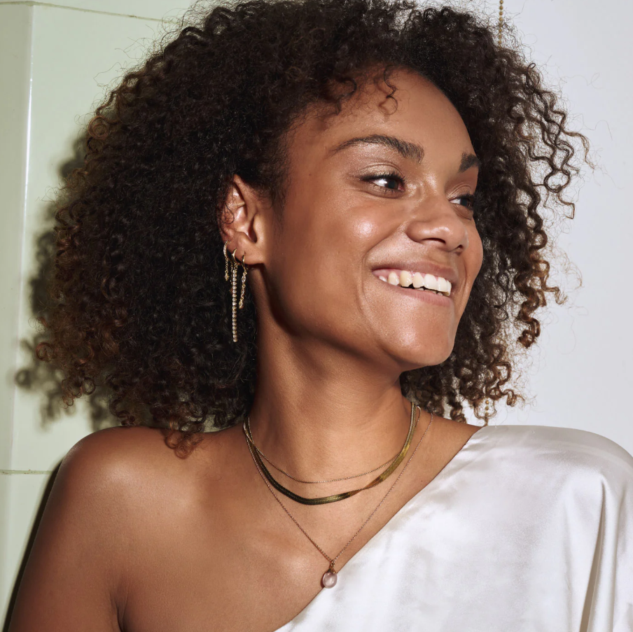 Winny - Crystal Stars on Chain Hoop Earrings