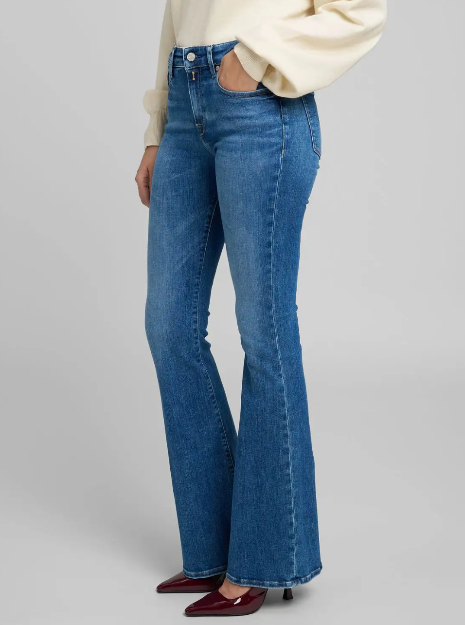 Joella Flared jeans - Mid Blue