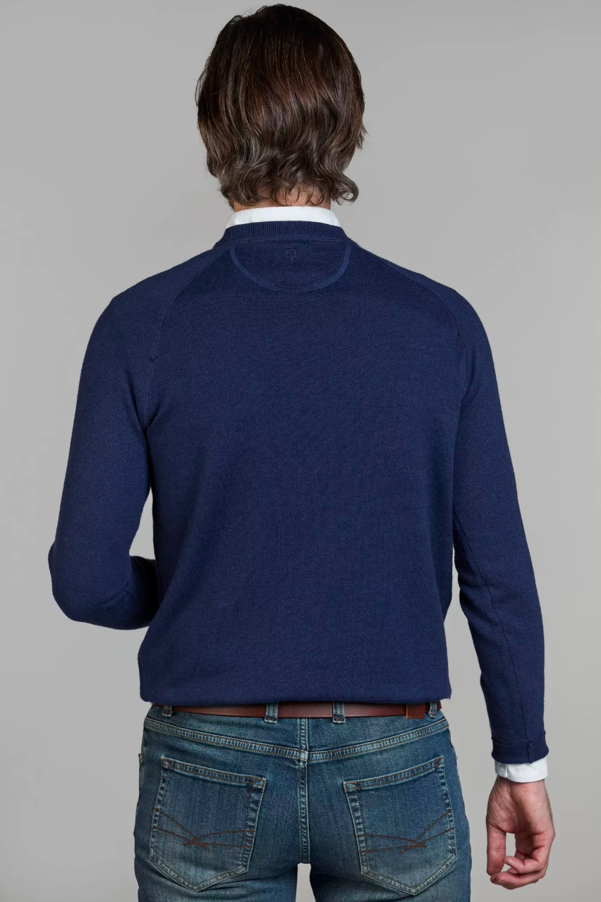 Crew Neck Cabl Knit Navy