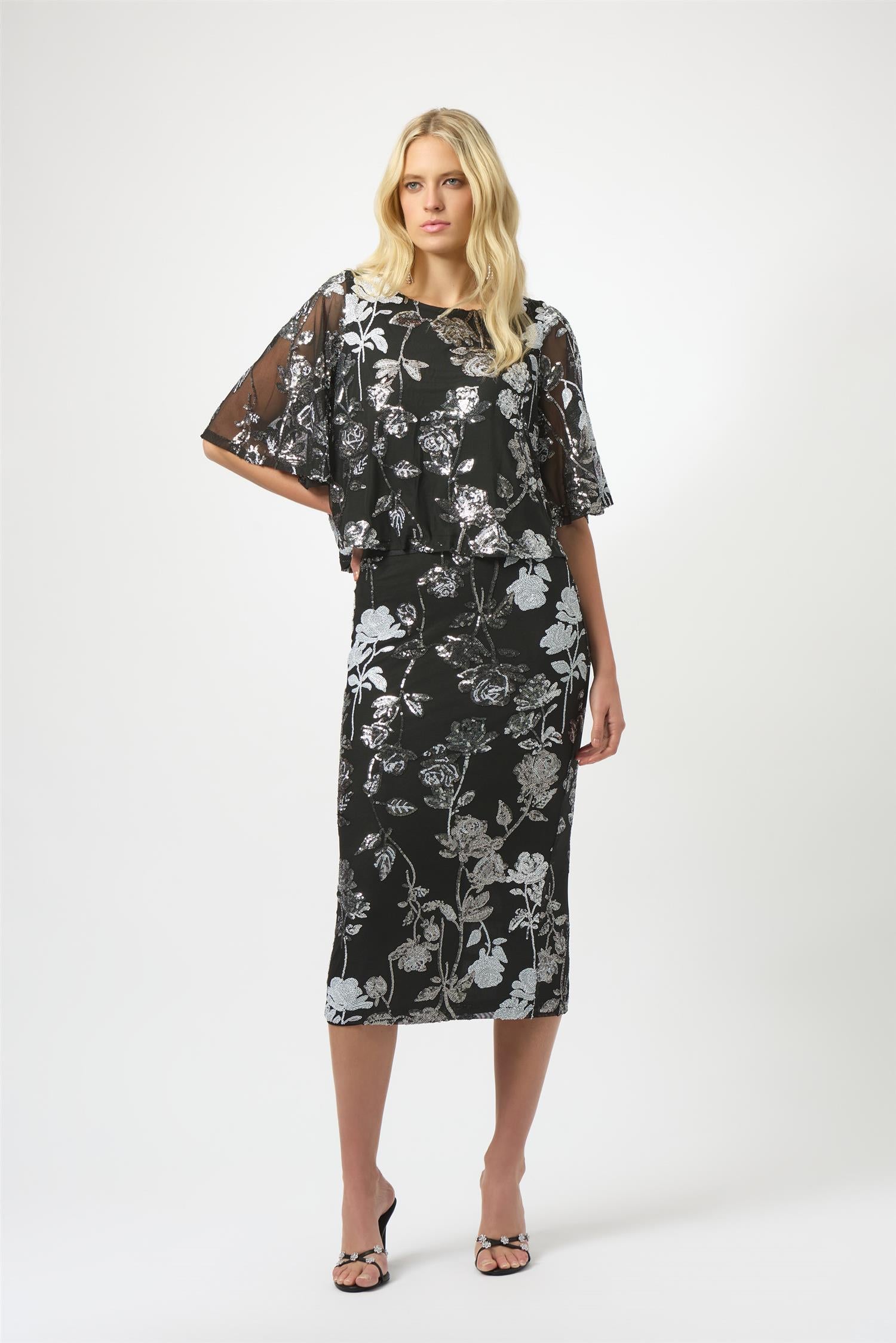 Sequin Embr Floral Print Boxy Top