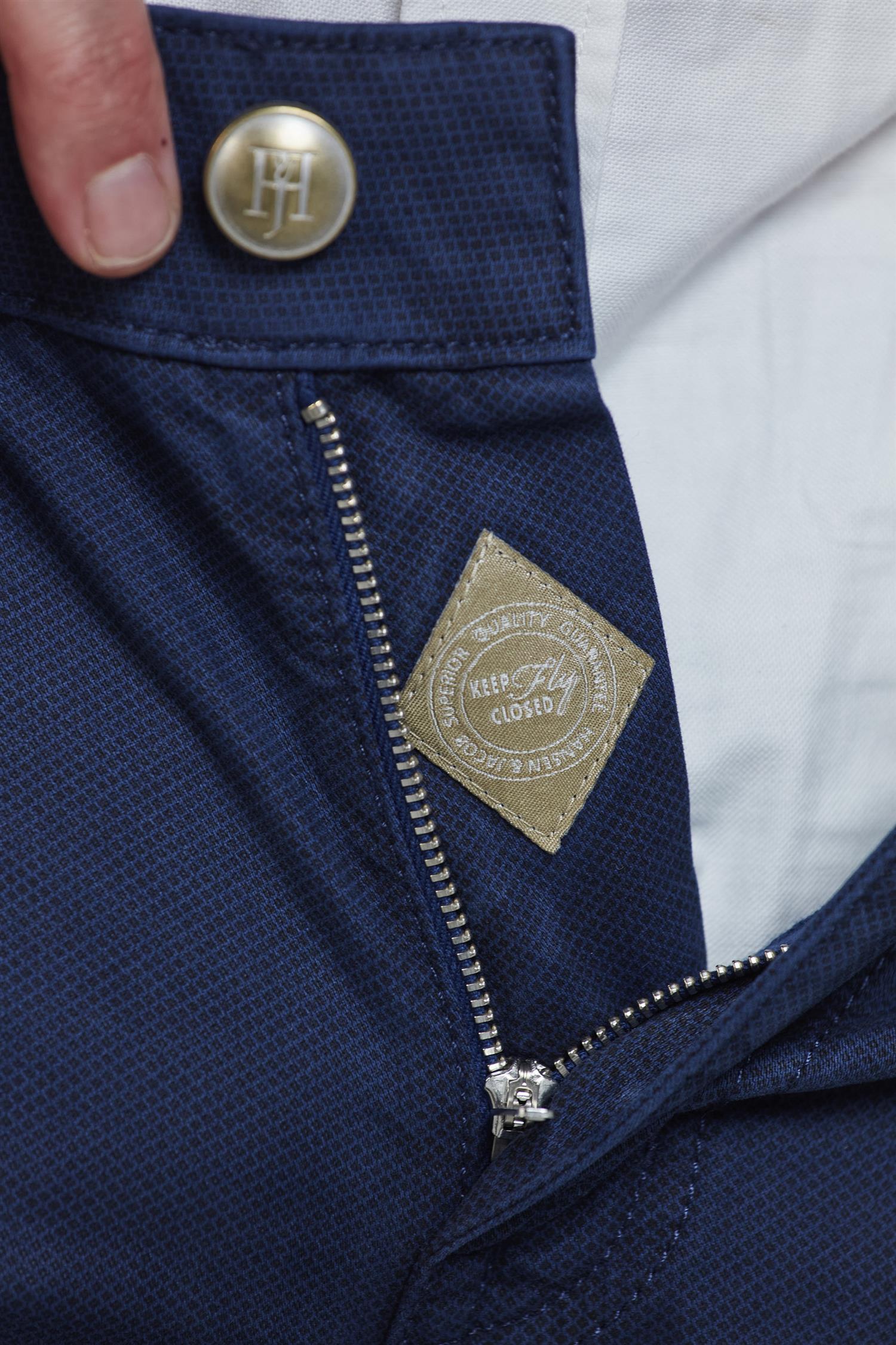 5-PKT Cut`n Sew Fiji Print Dark Blue