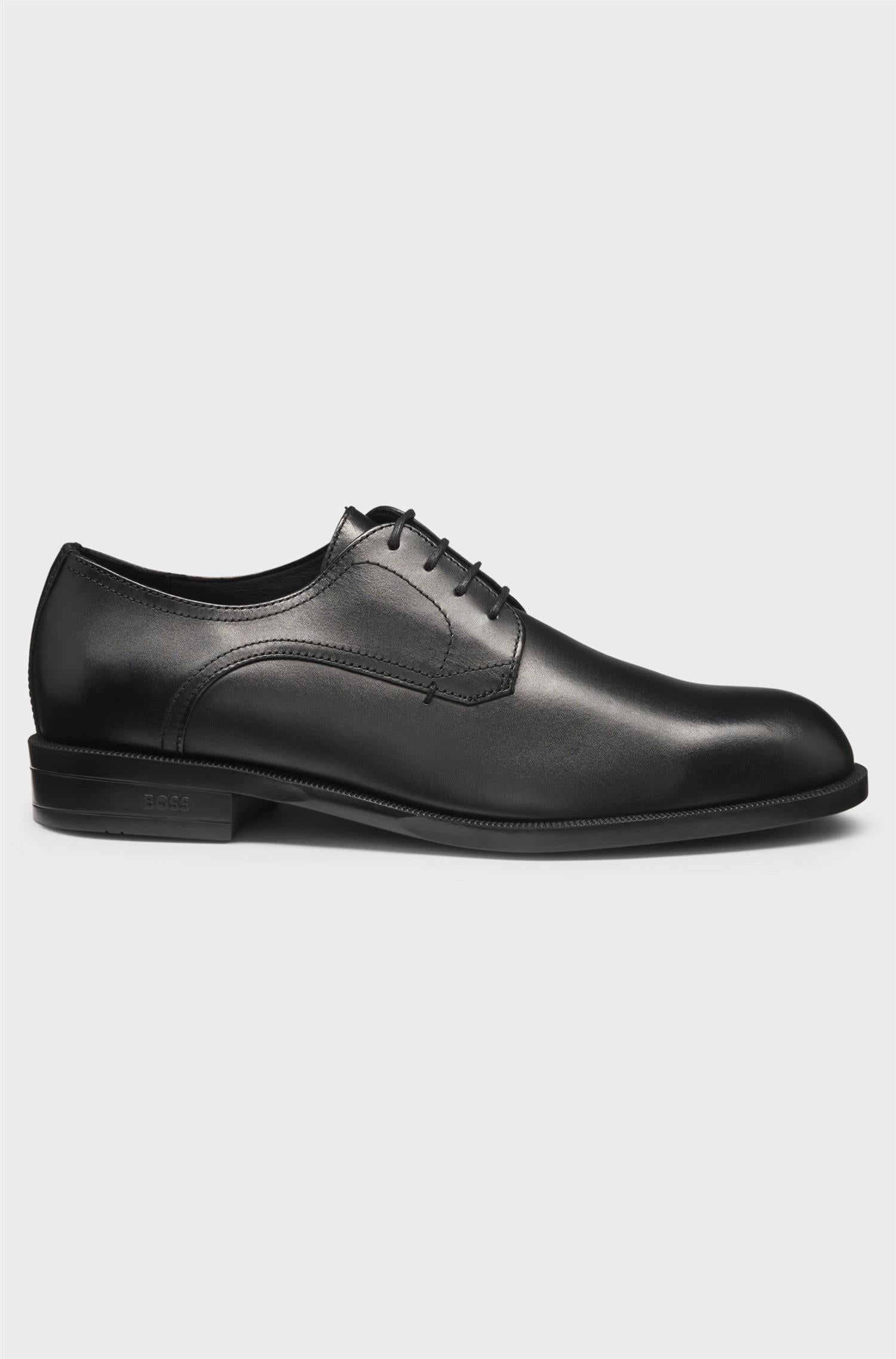 Derby Shoes in leather Black