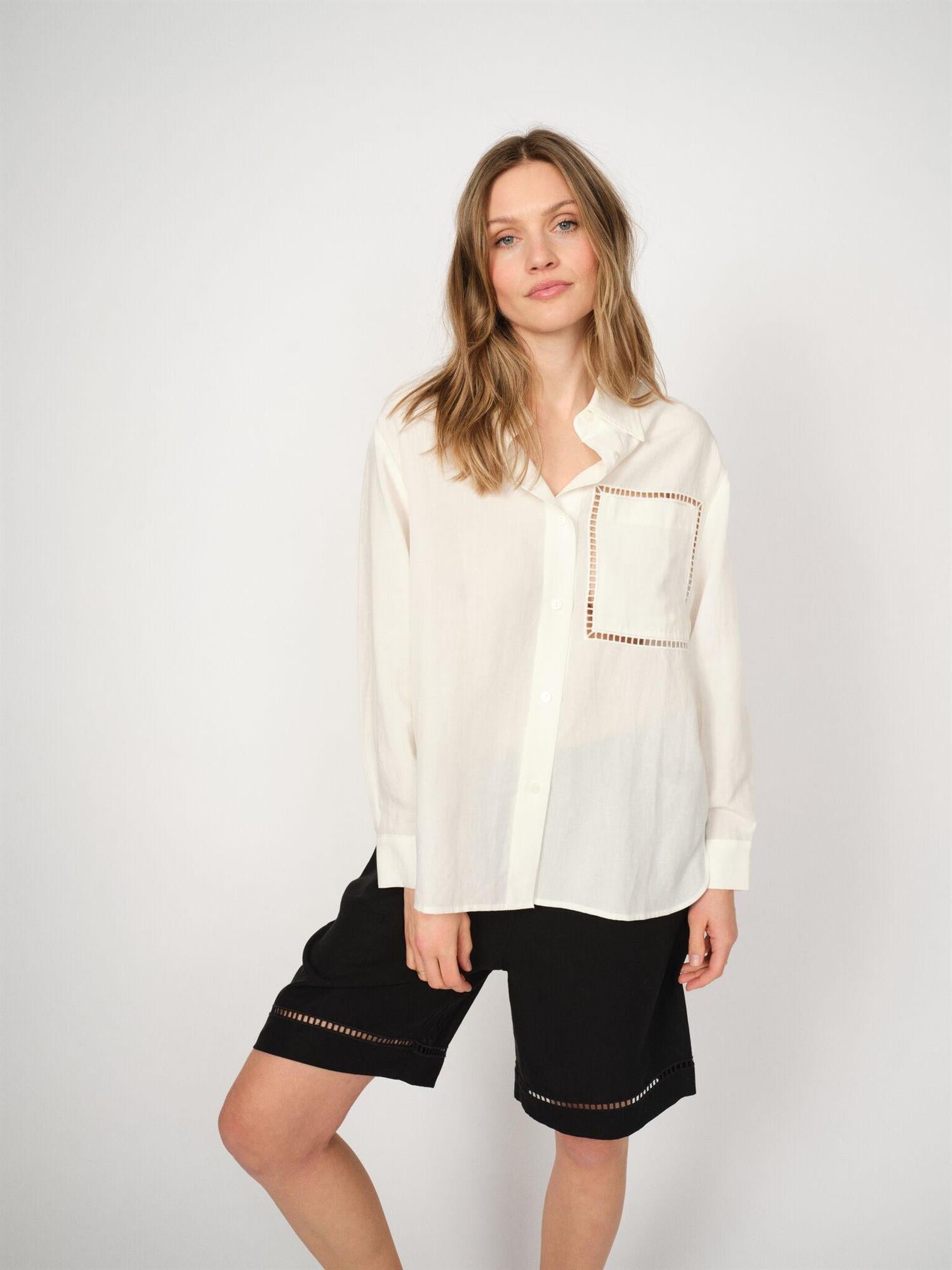 MMElih Alexis Shorts Black