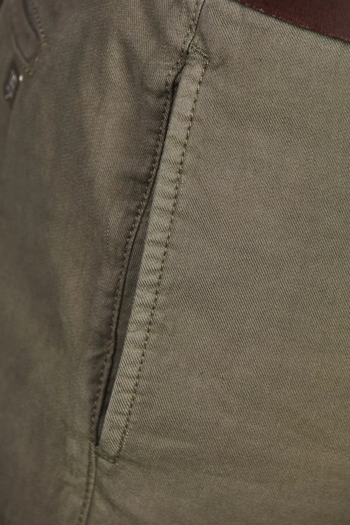 Linen blend comfort chino khaki green