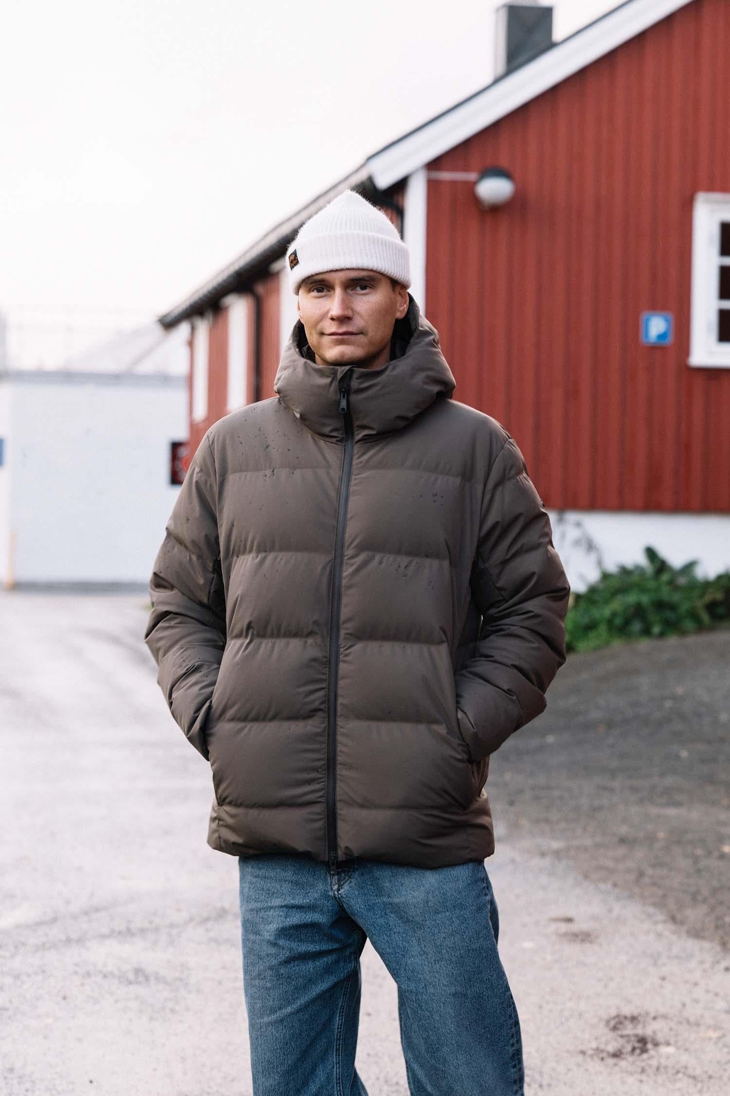 Torrent II Major Brown