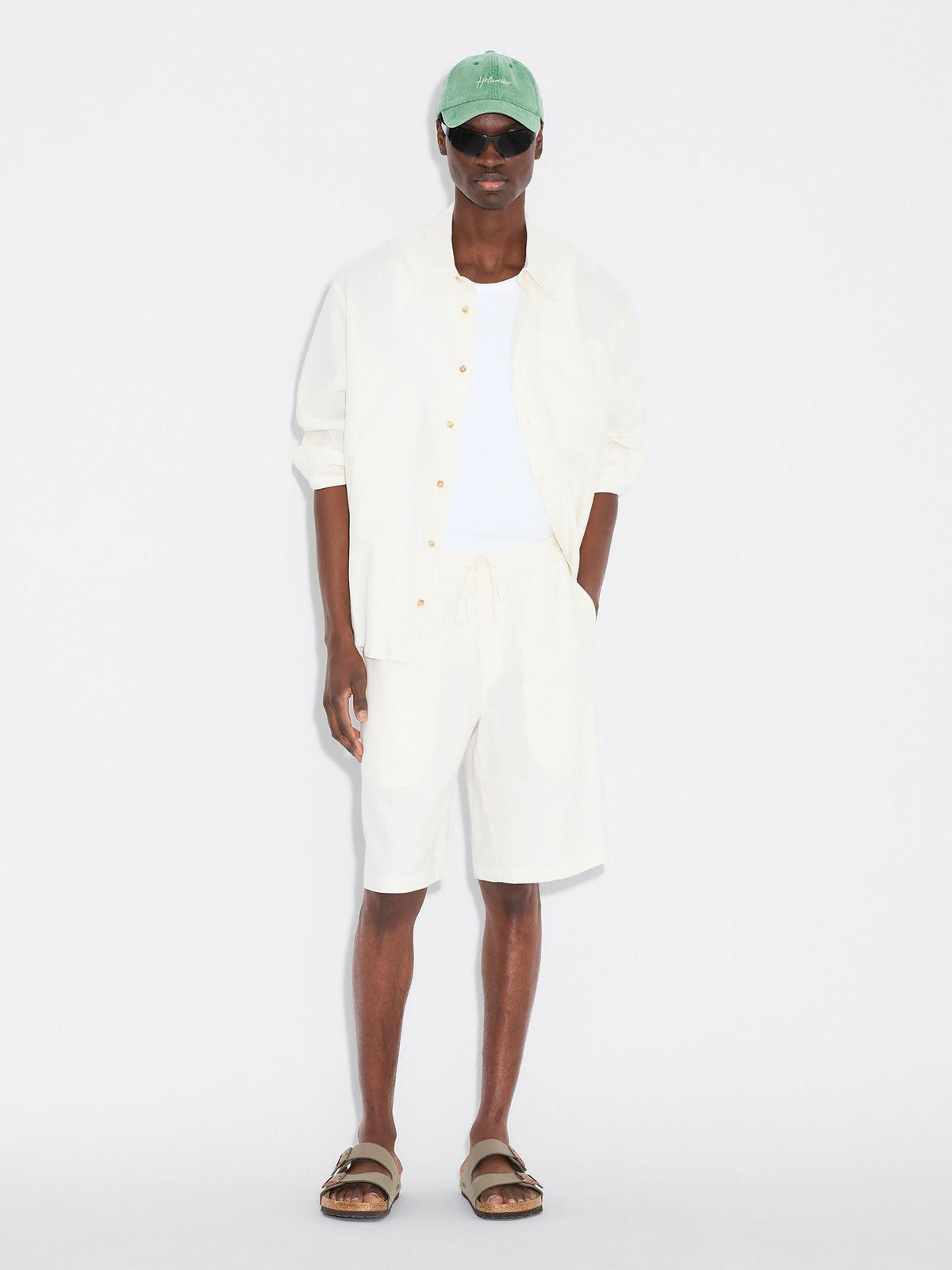 Lian Linen Shorts Ecru