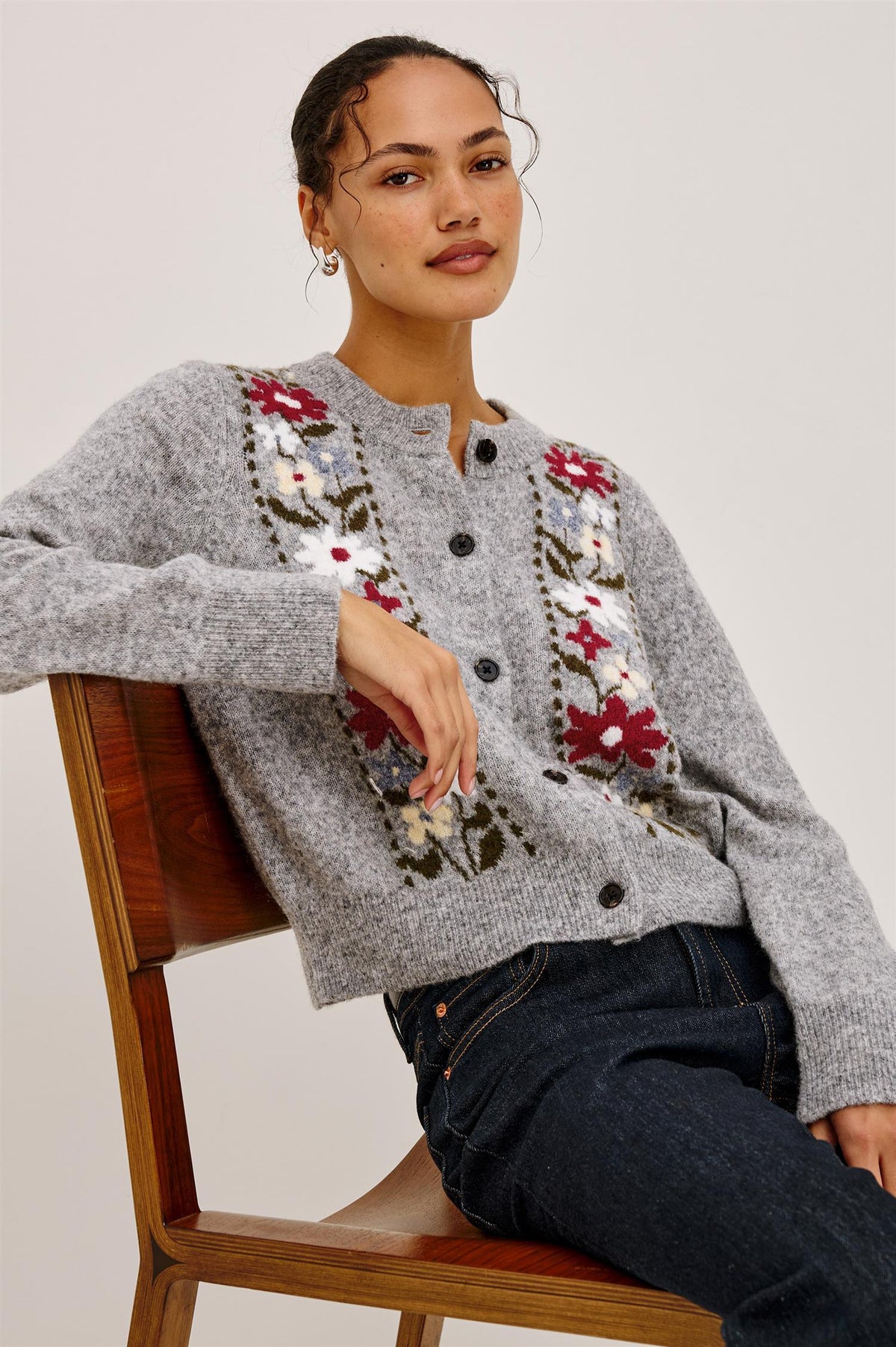 Millie Grey Flora