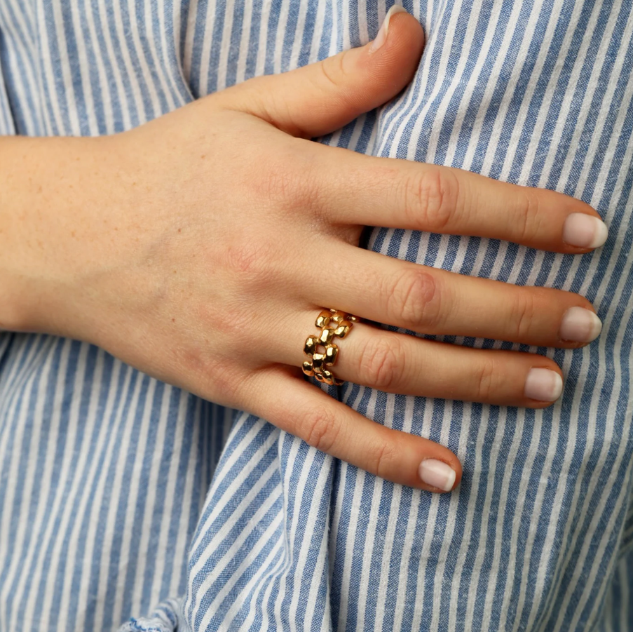 Elira chunky ring