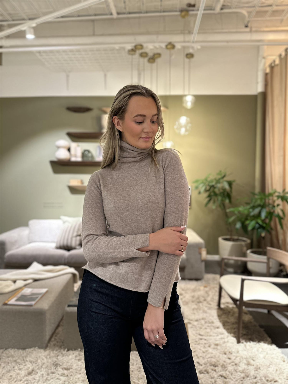 Mimi Cash Pull Taupe