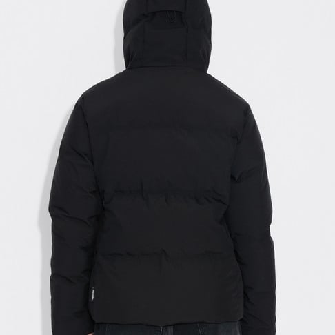 Besseggen Lt Short Jkt Black