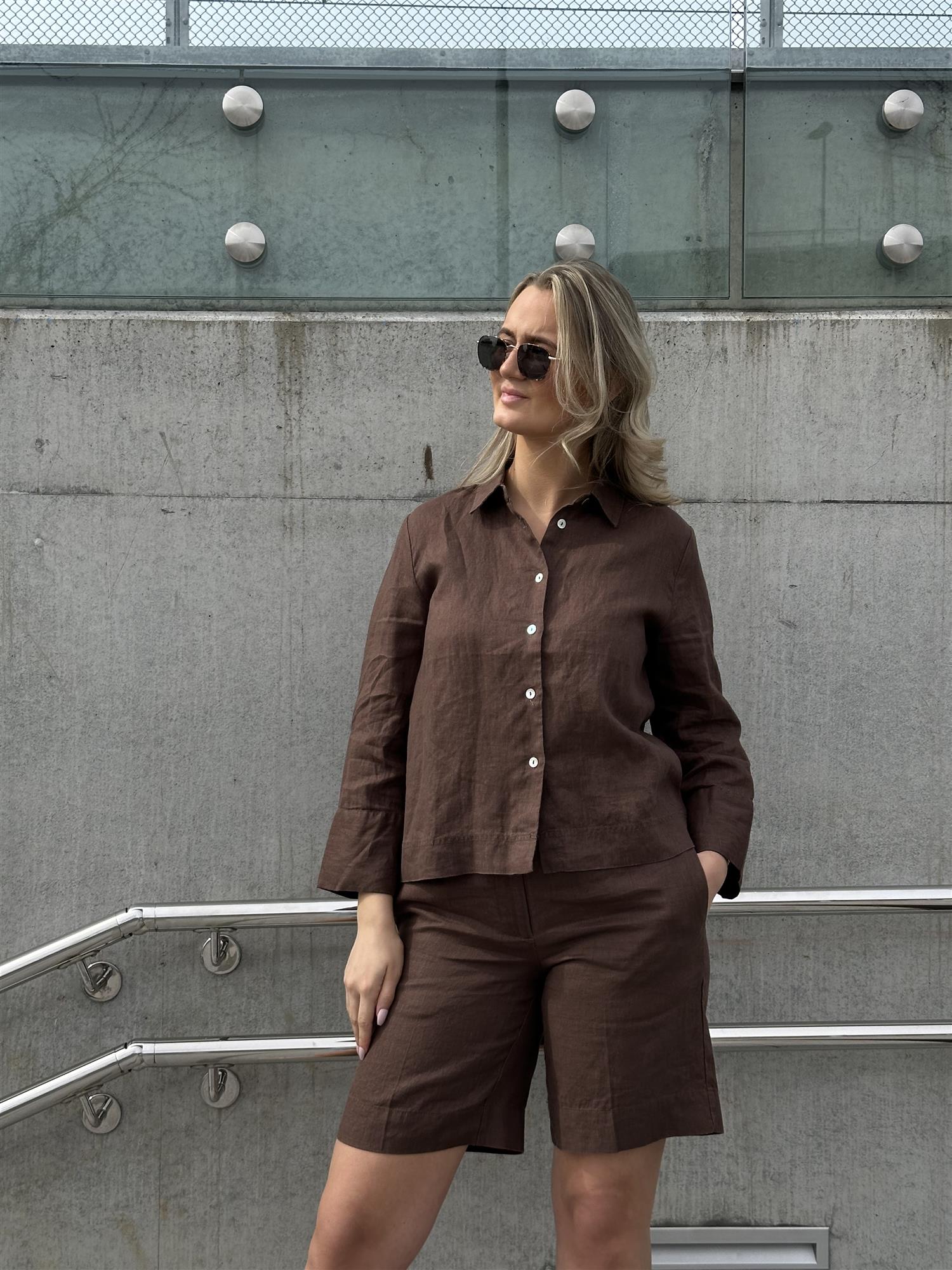 Katy Linen Shorts Brown