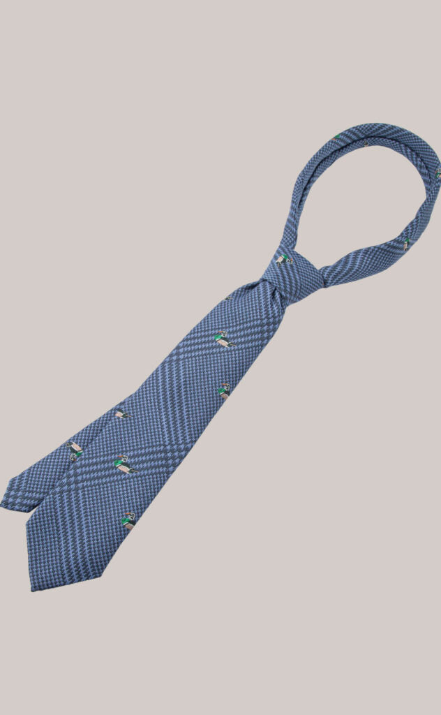 Contry Wool Tie Blue Dock Pattern