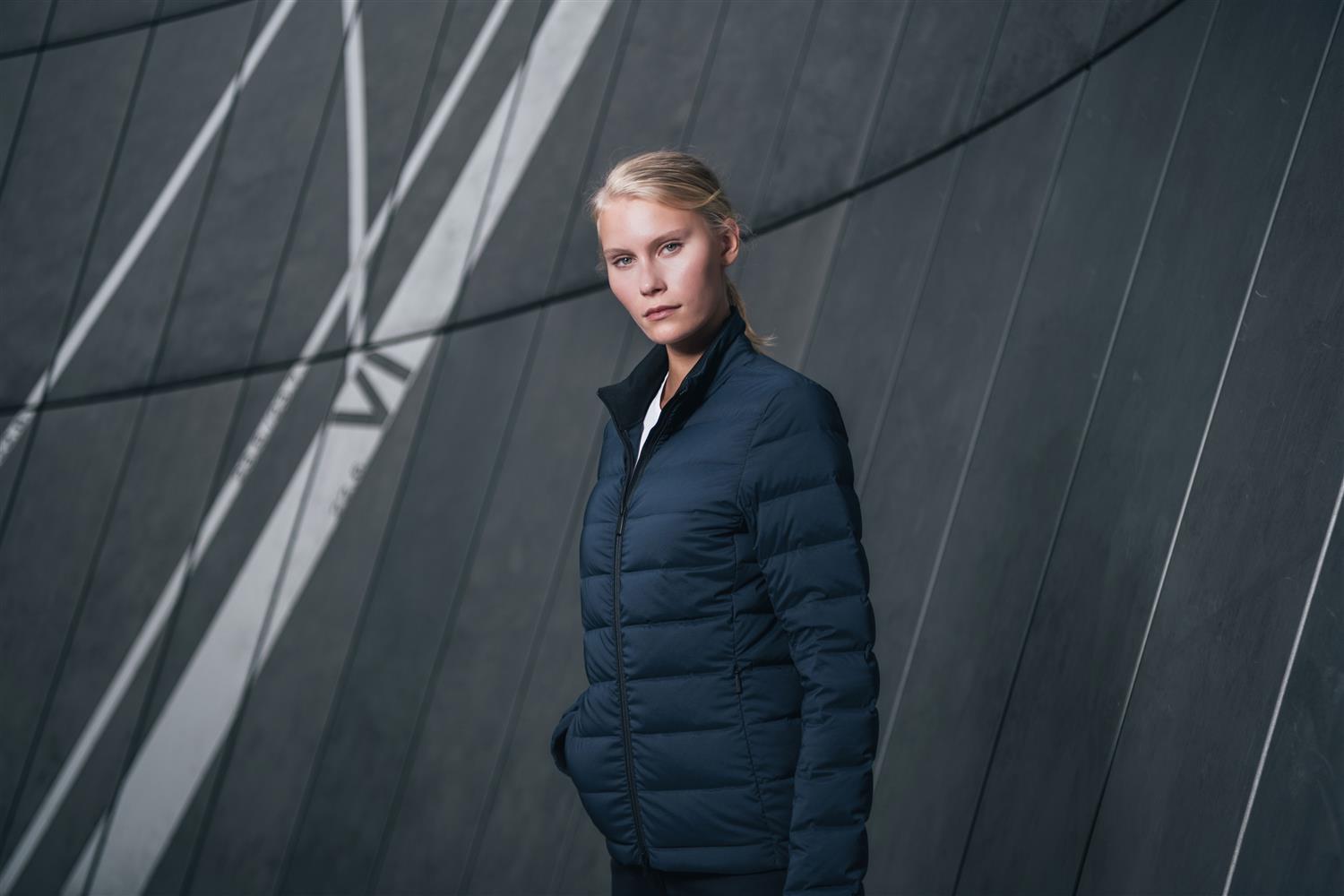 W Stellar Jacket Navy