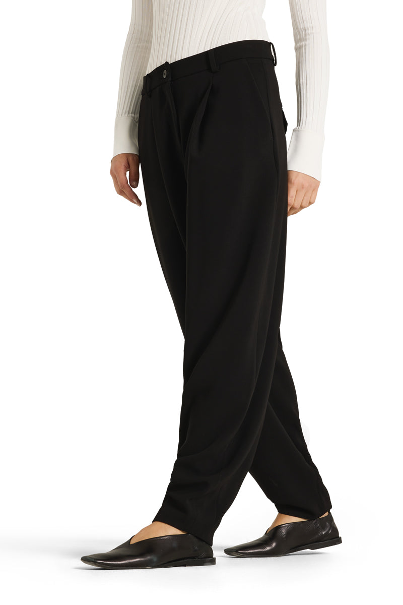 Elise Black 29"