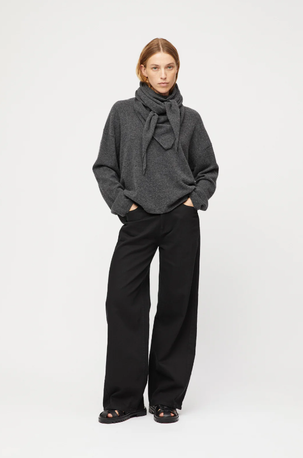 Momento Scarf Jet Black