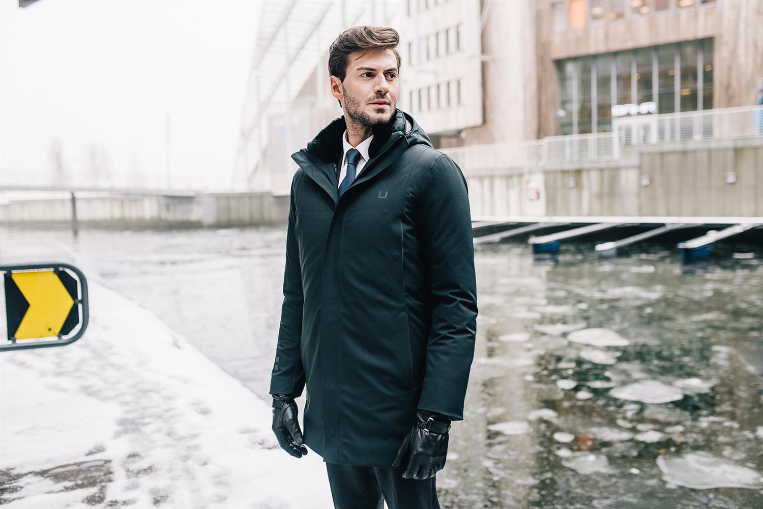 Redox No Fur Parka Black