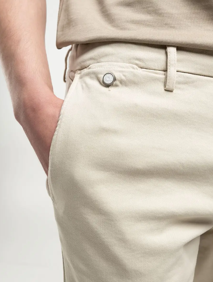 BENNI SHORTS HYPERFLEX ALABASTER