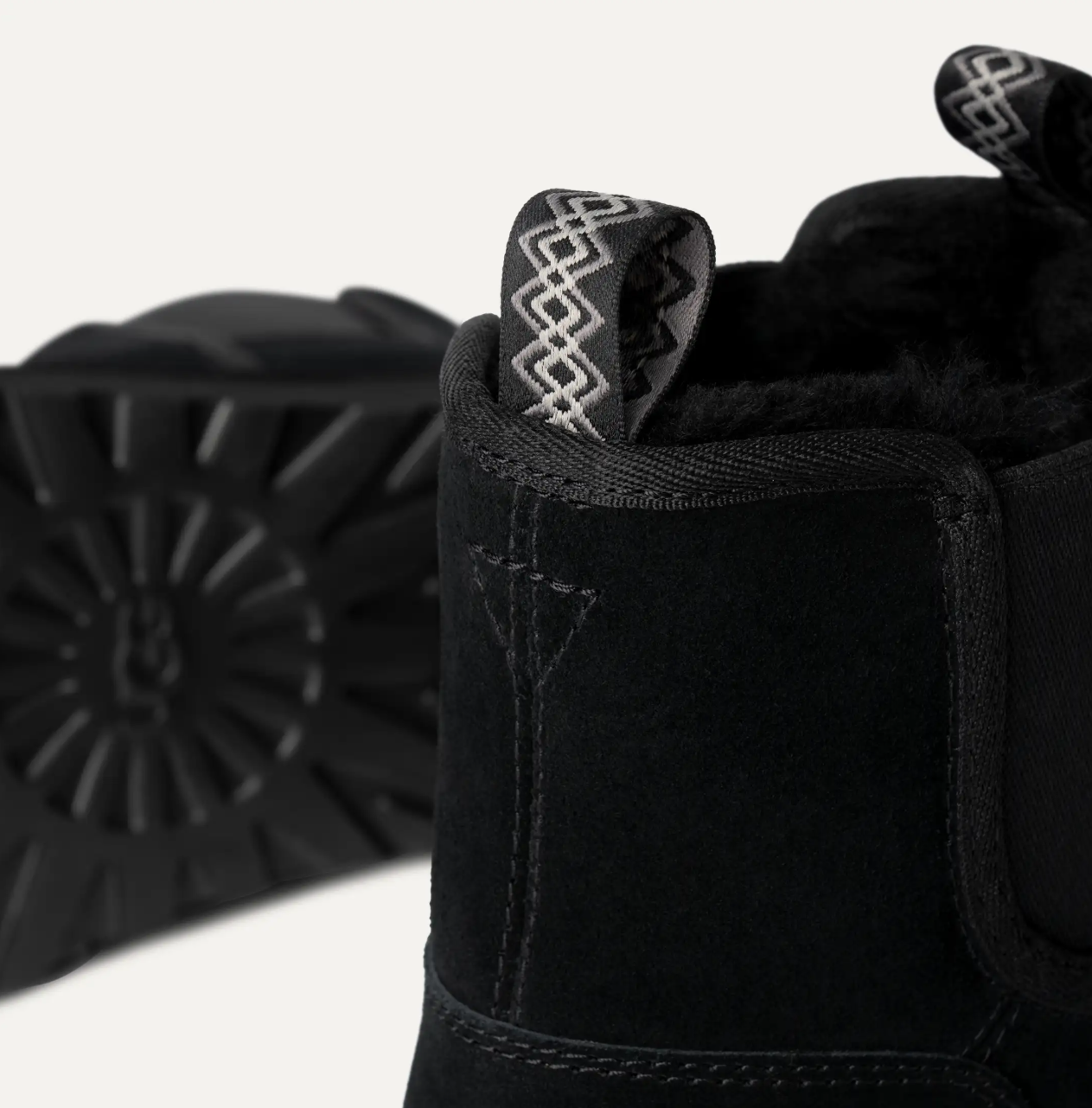 M Neumel Chelsea - Black