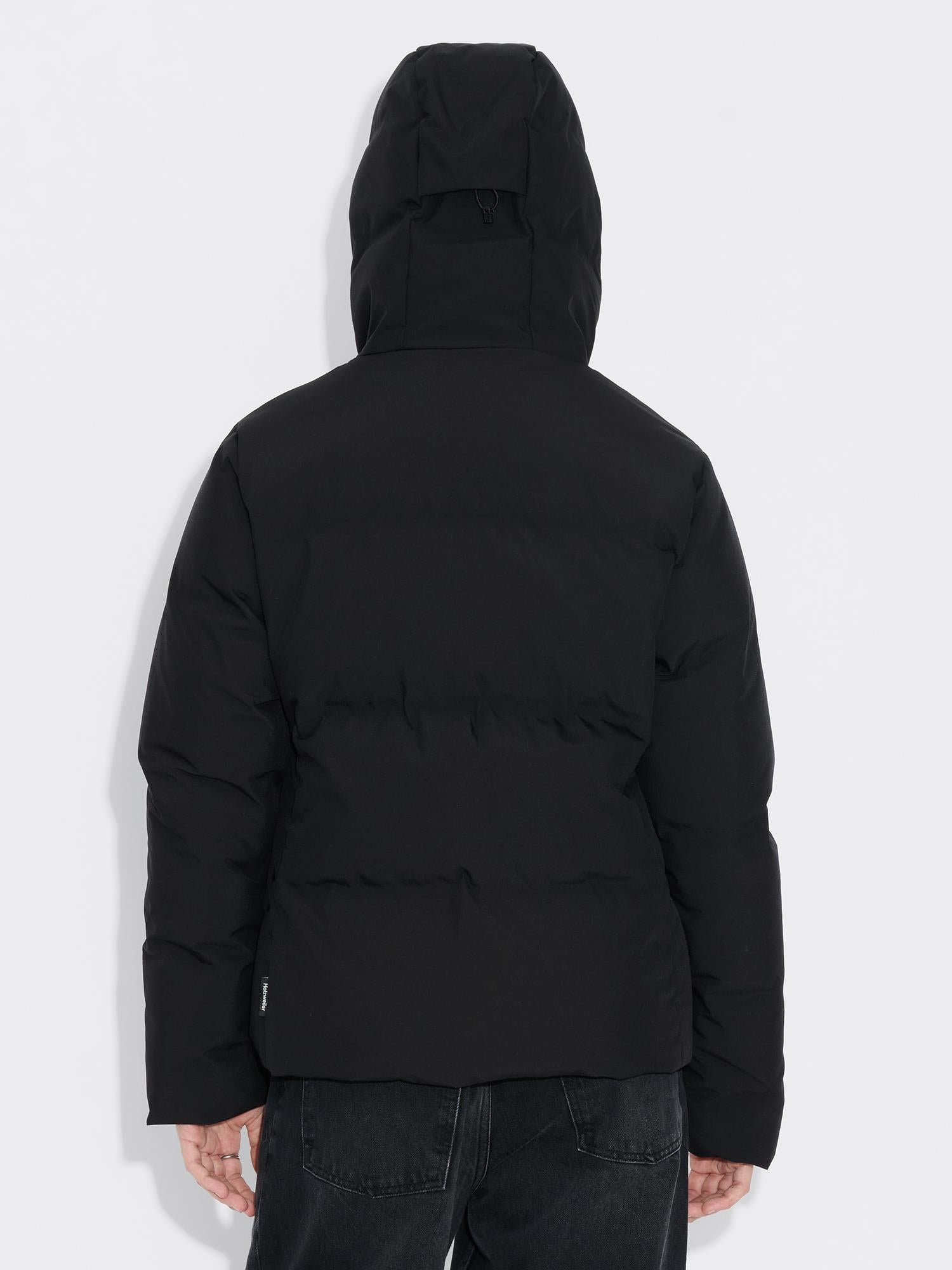 Besseggen Lt Short Jkt Black