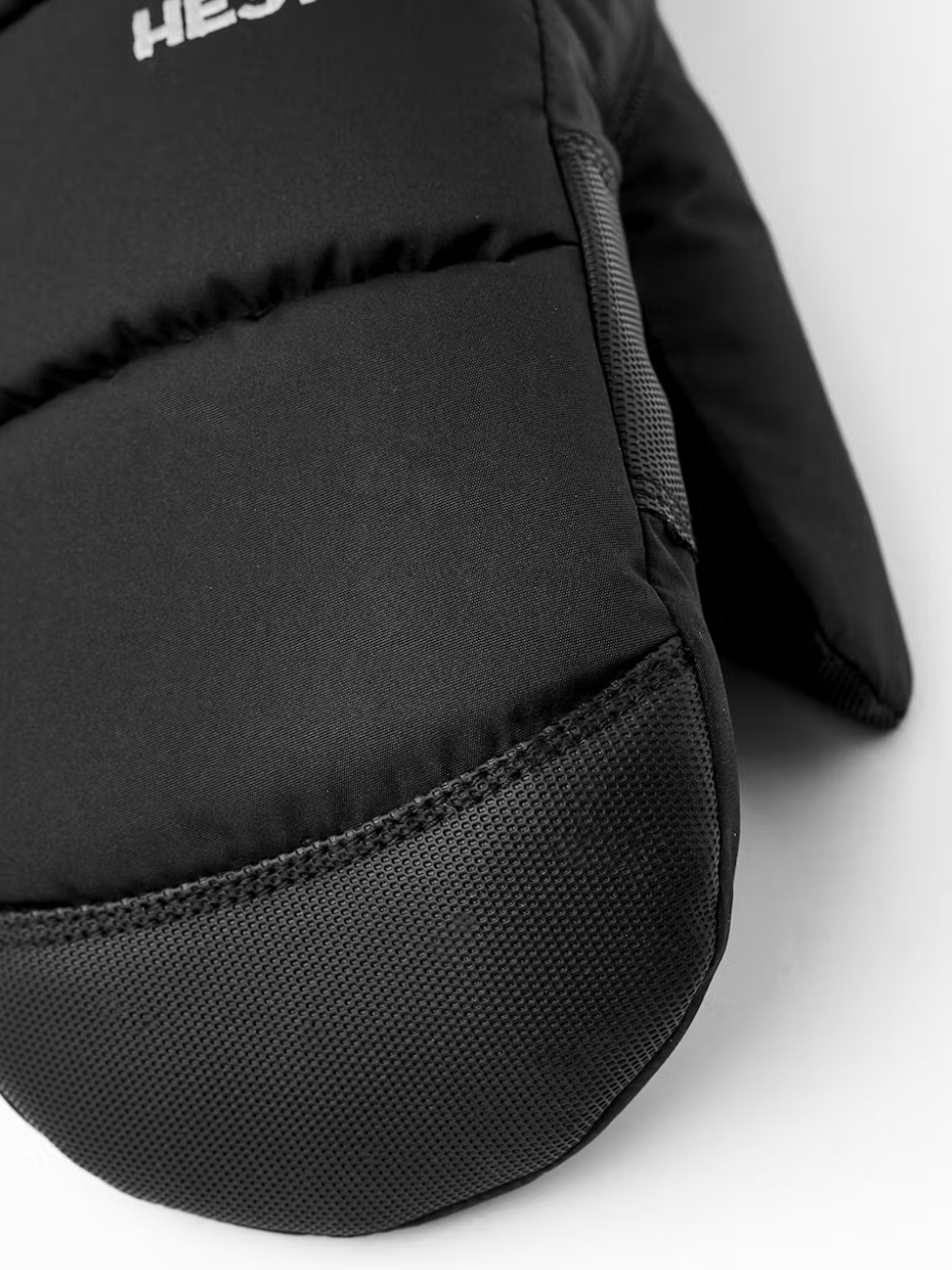 CZone Frost Primaloft mitt Black