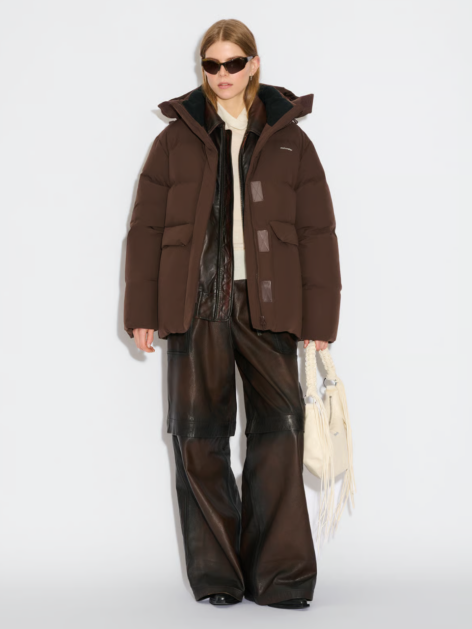 Besseggen Down Jacket Brown