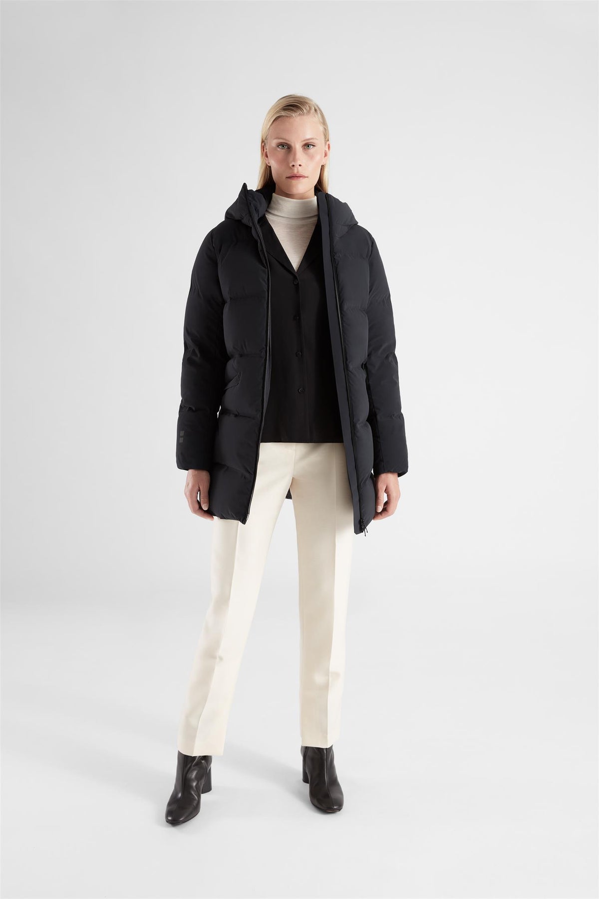 W Thundra Parka Black