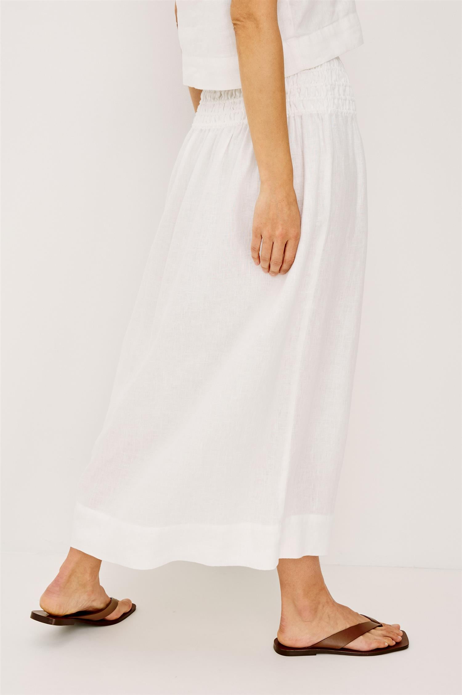 Alessa Skirt White Linen