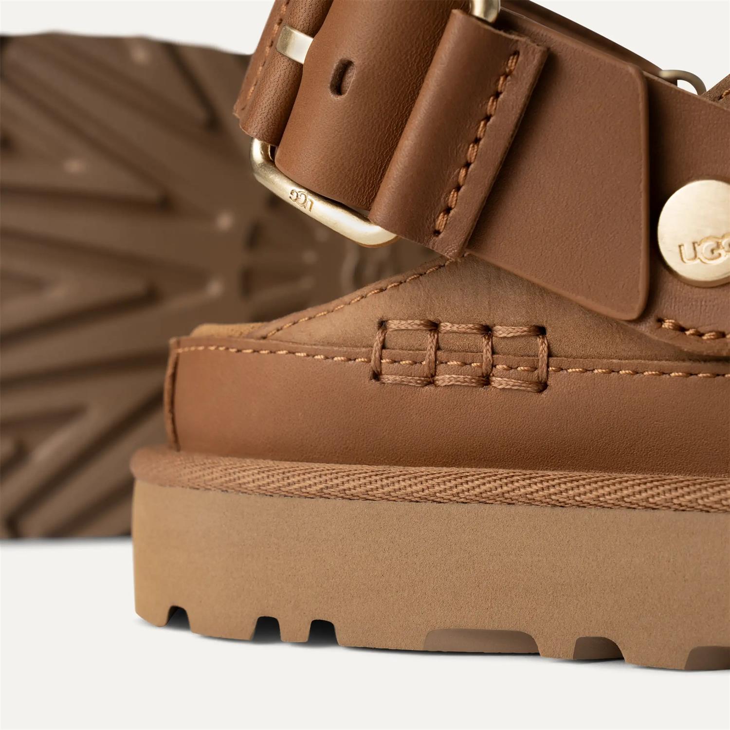 W Goldenstar Villa Clog - Chestnut