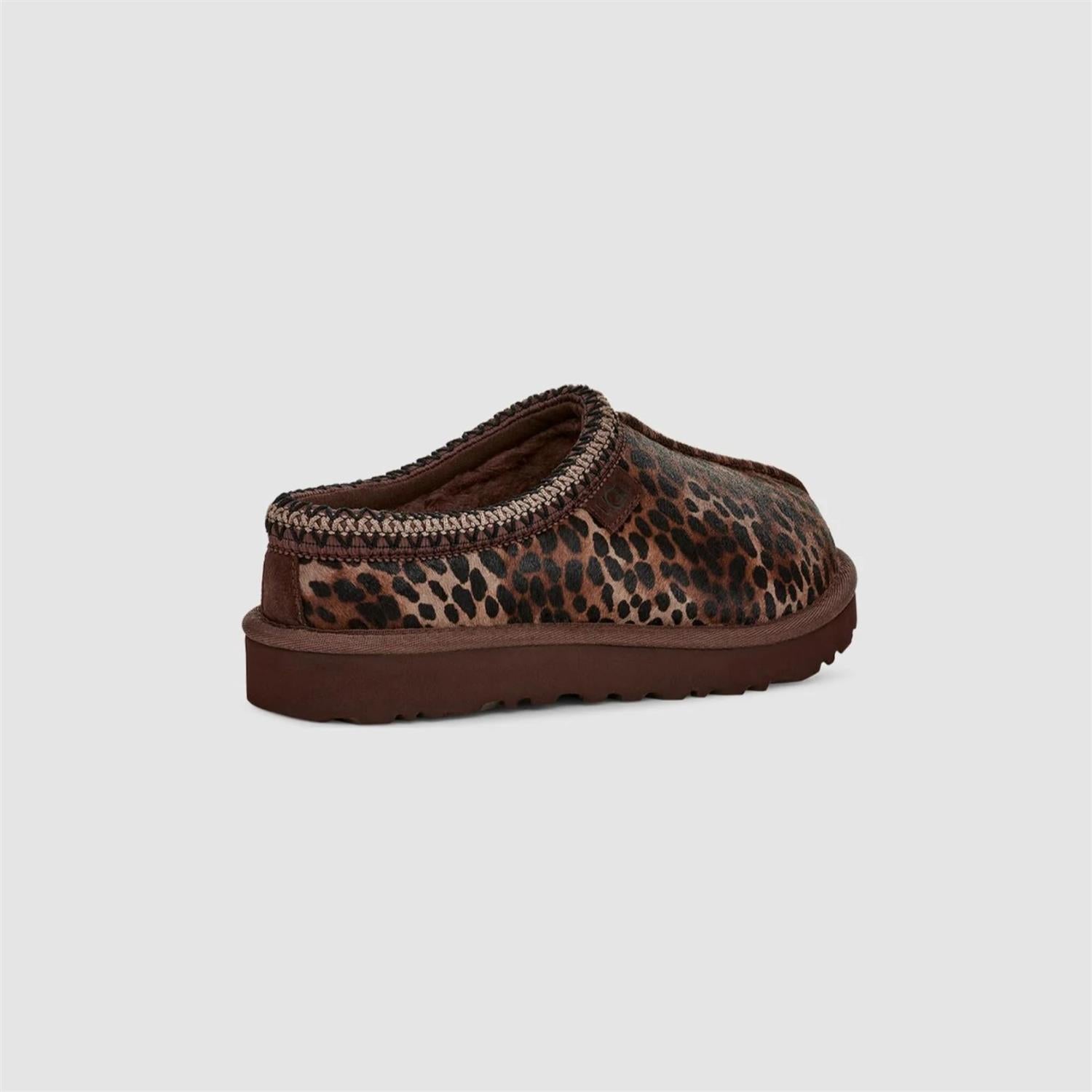 W Tasman Caspian Burnt Cedar