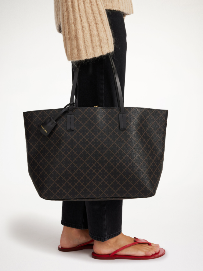 ABIGAIL Dark Chocolate