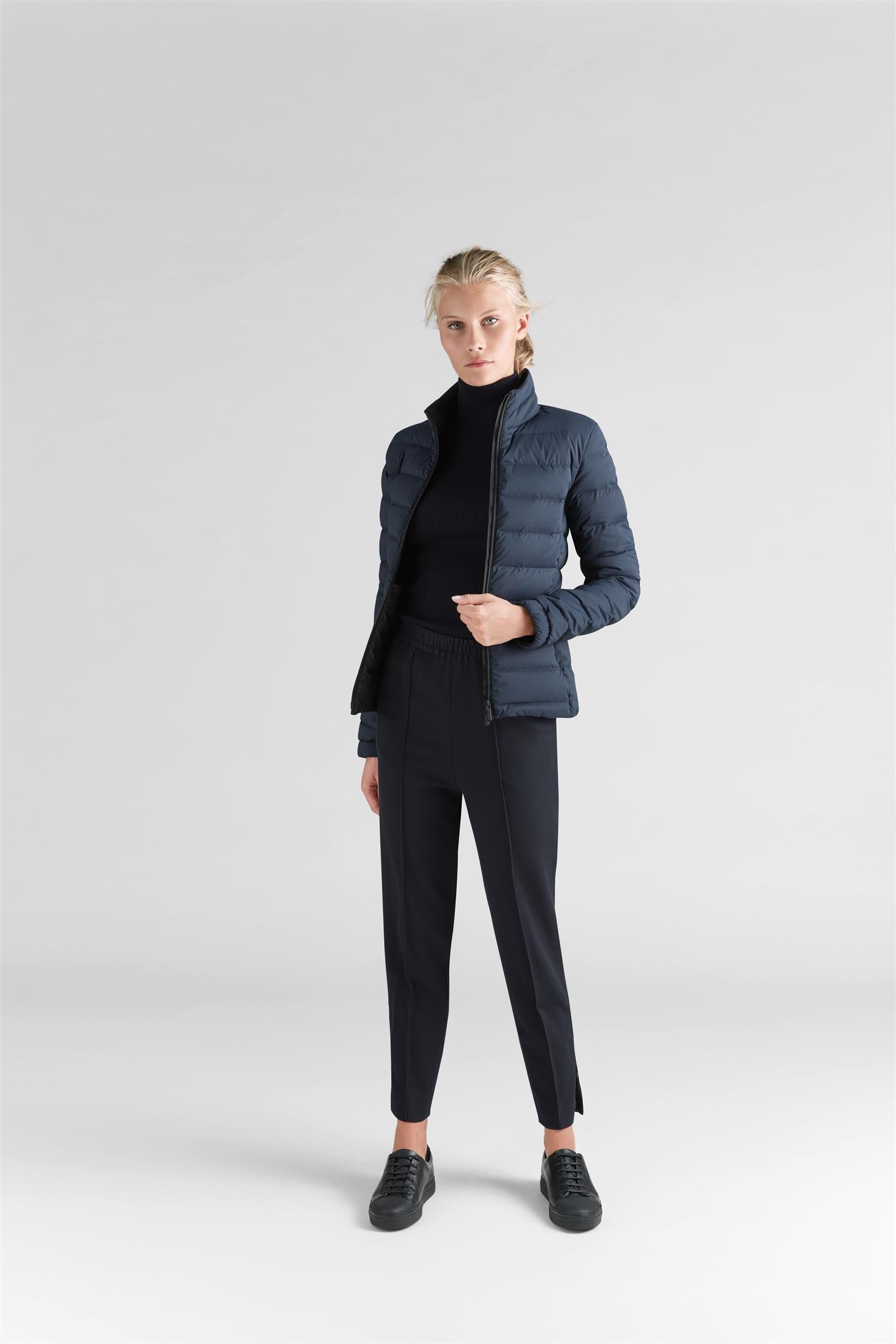 W Stellar Jacket Navy