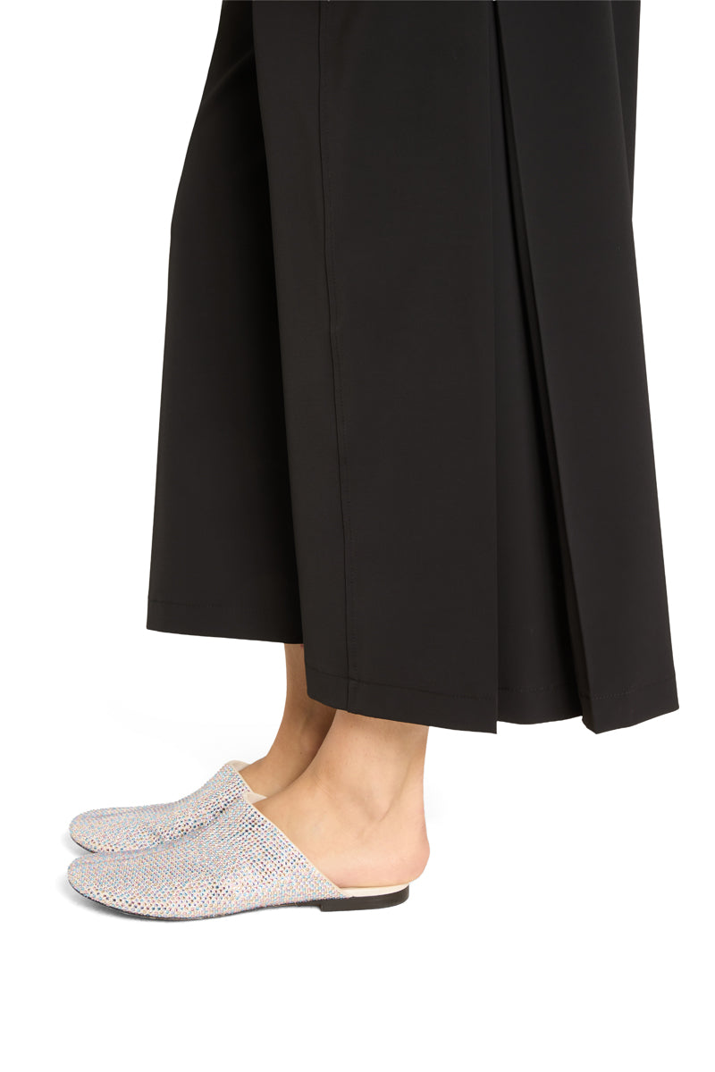 Celeste Black 24"