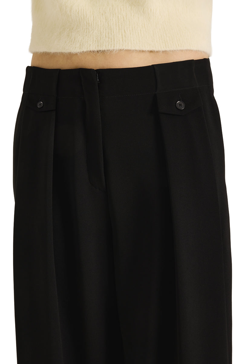 Eileen Studio 87 Blck 31"