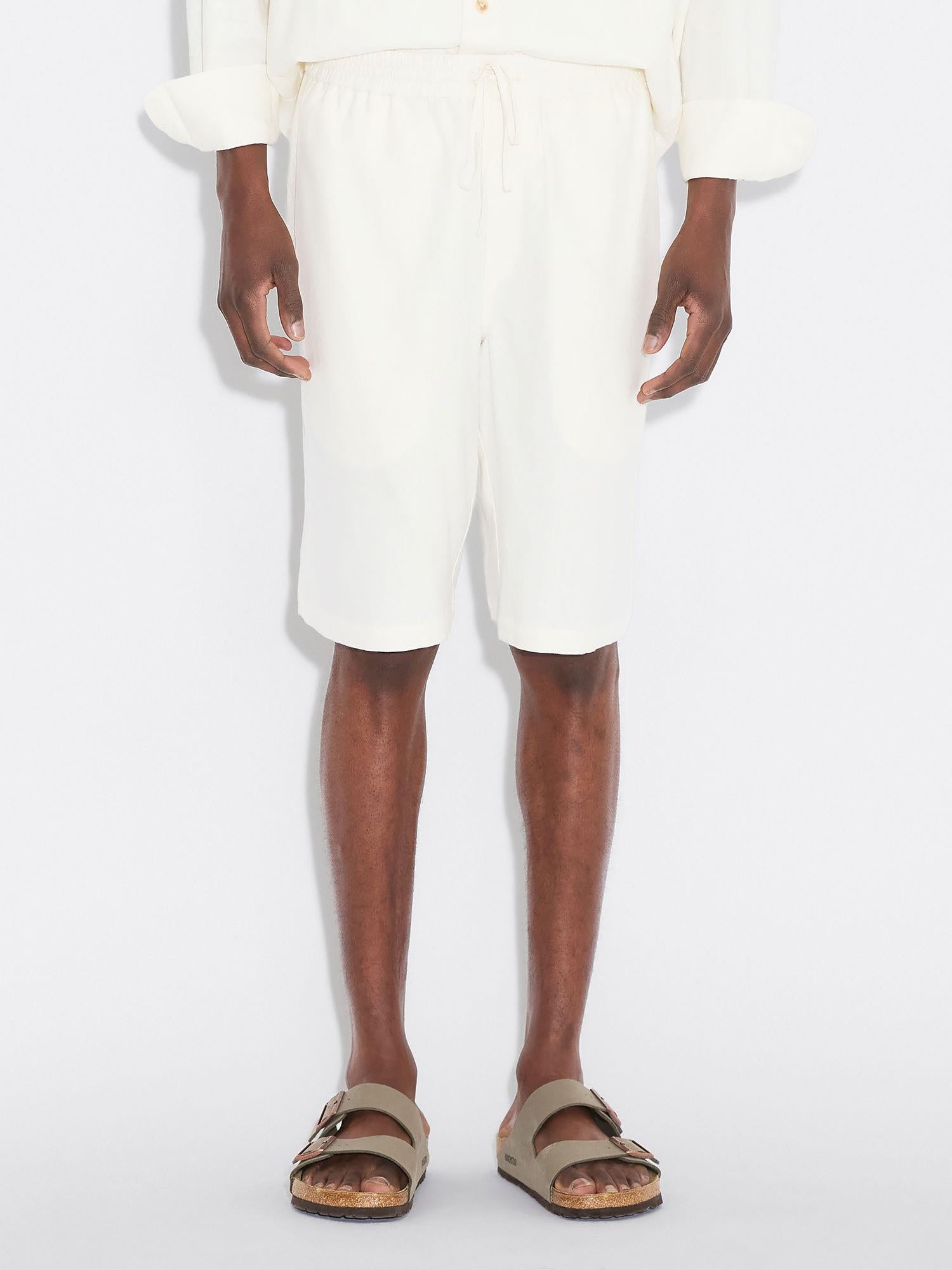 Lian Linen Shorts Ecru
