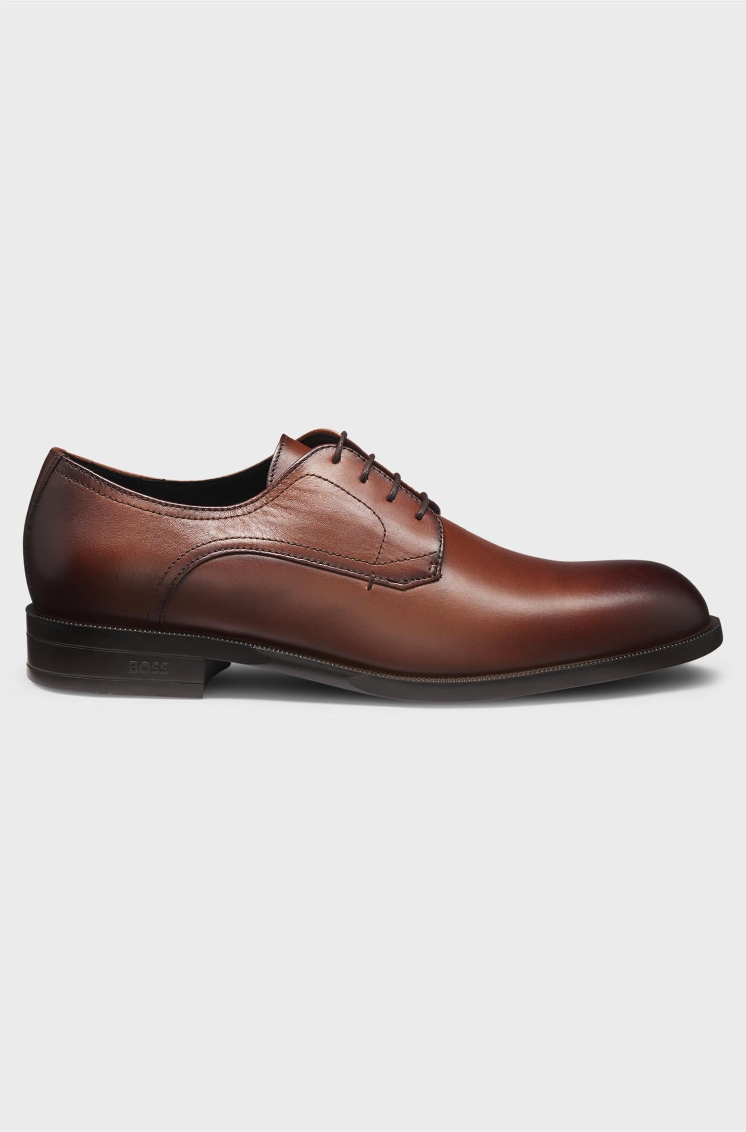 Derby Shoes in leather Brown