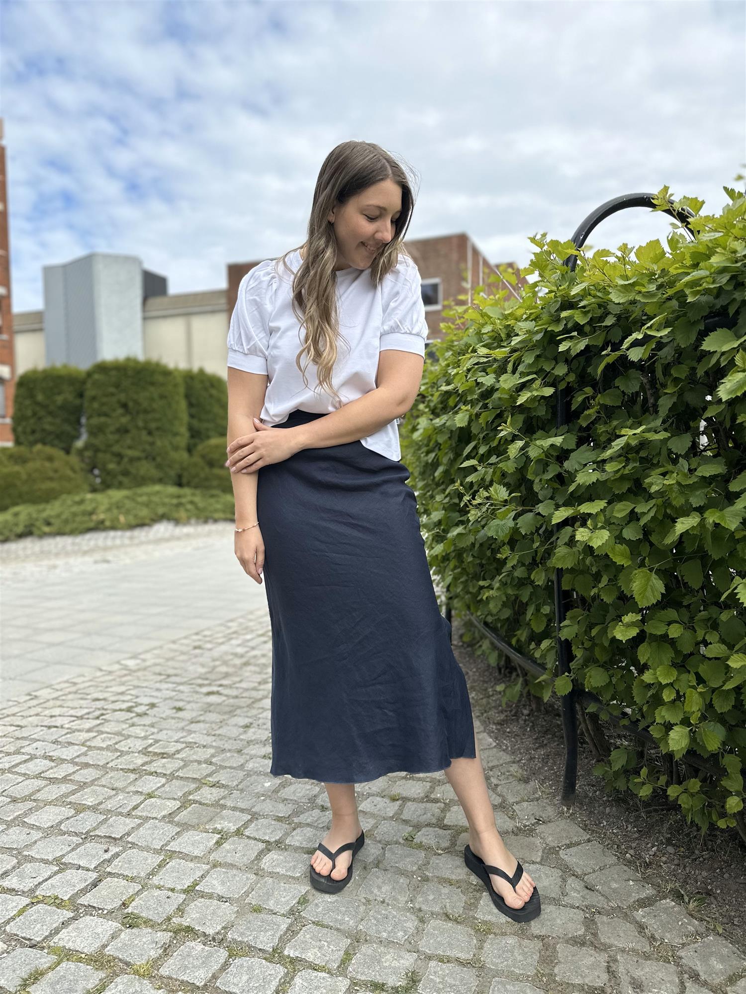 BIonda Linen Skirt Navy