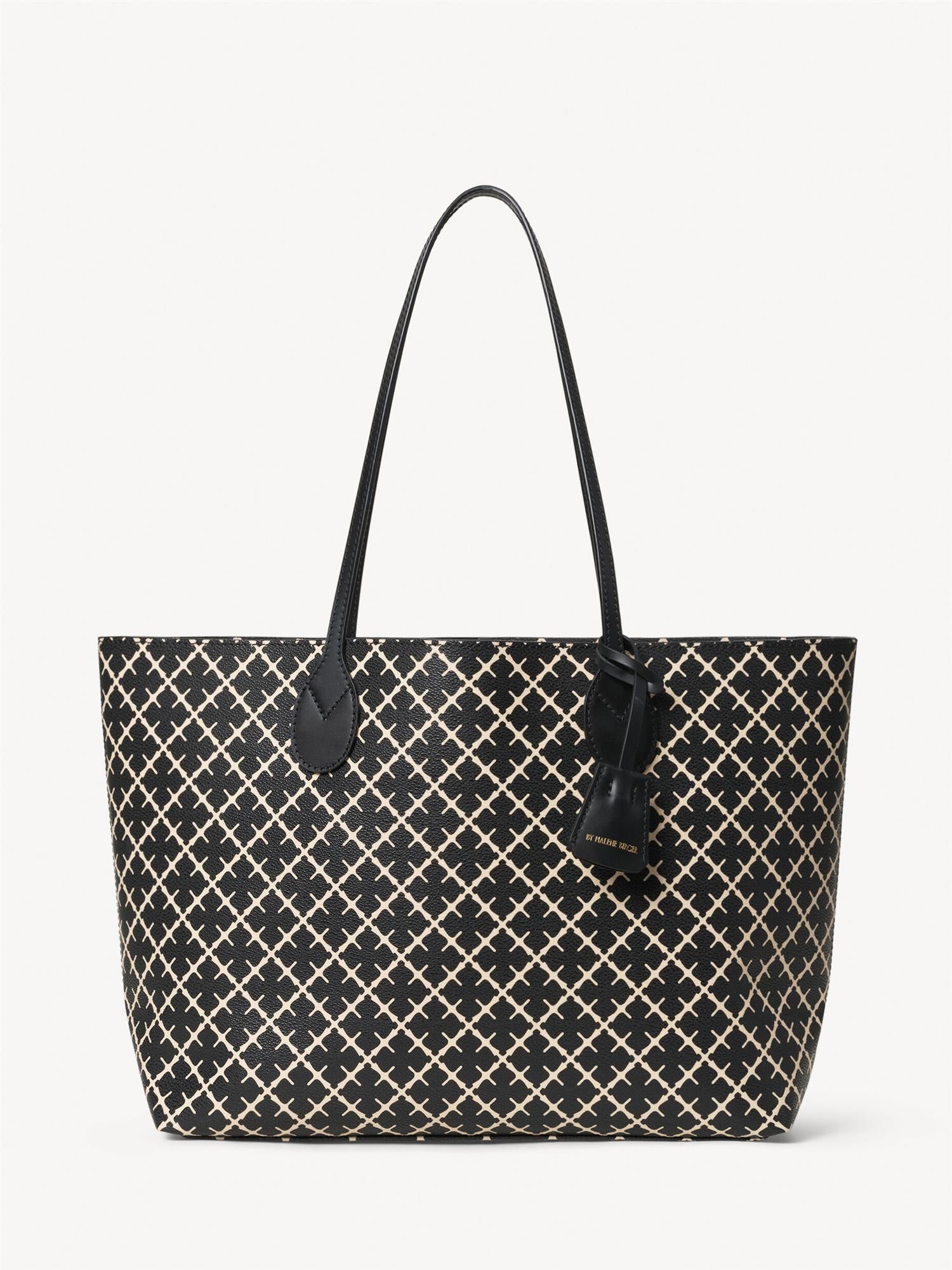 Abigail AW-26, Black