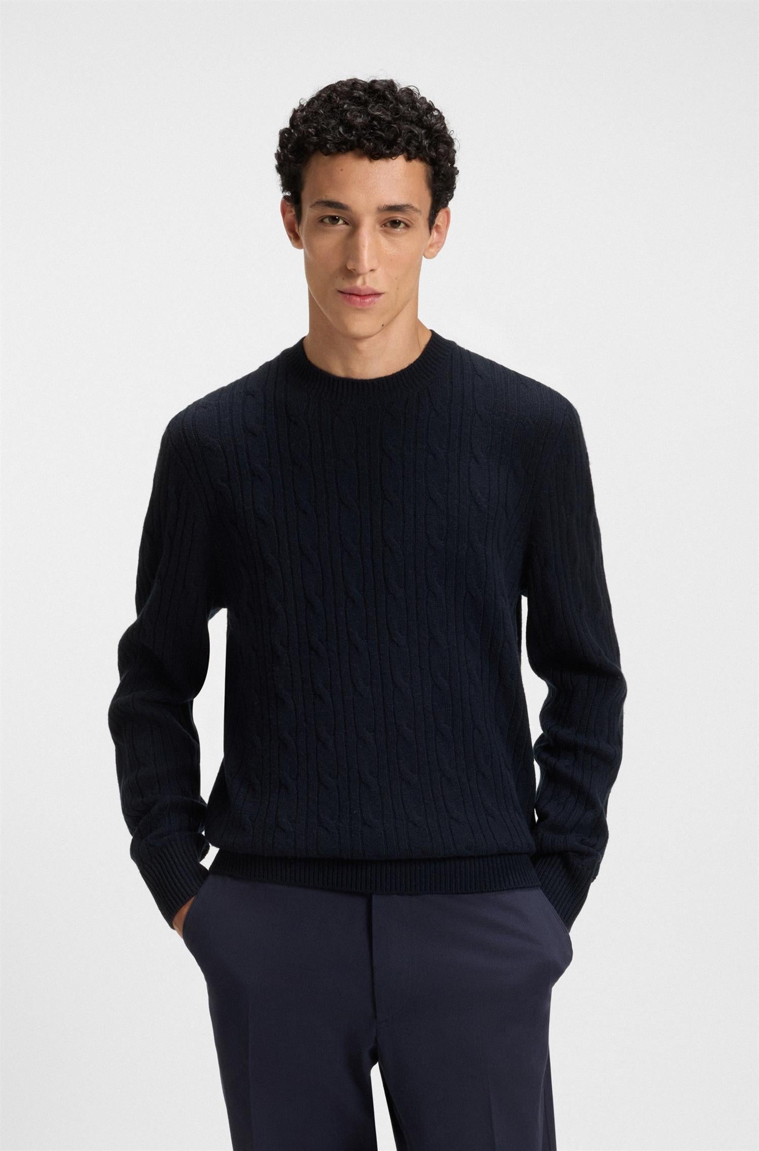 Hetico Cable-knit sweater in wool and cashmere Dark Blue