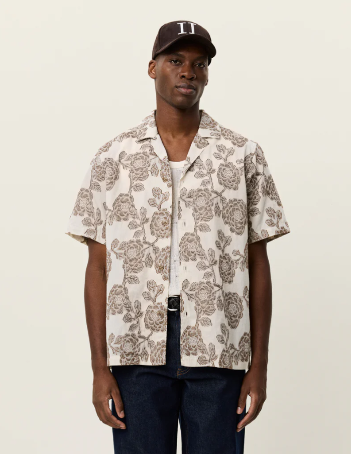 Lesley Flower Jacquard SS Shirt Ivory
