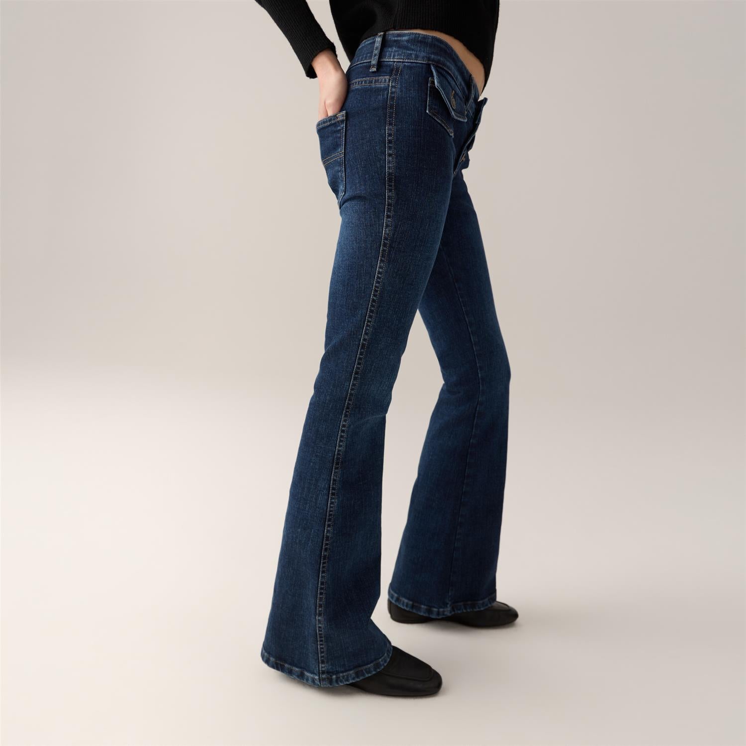 Yoko 22 Brushed Blue